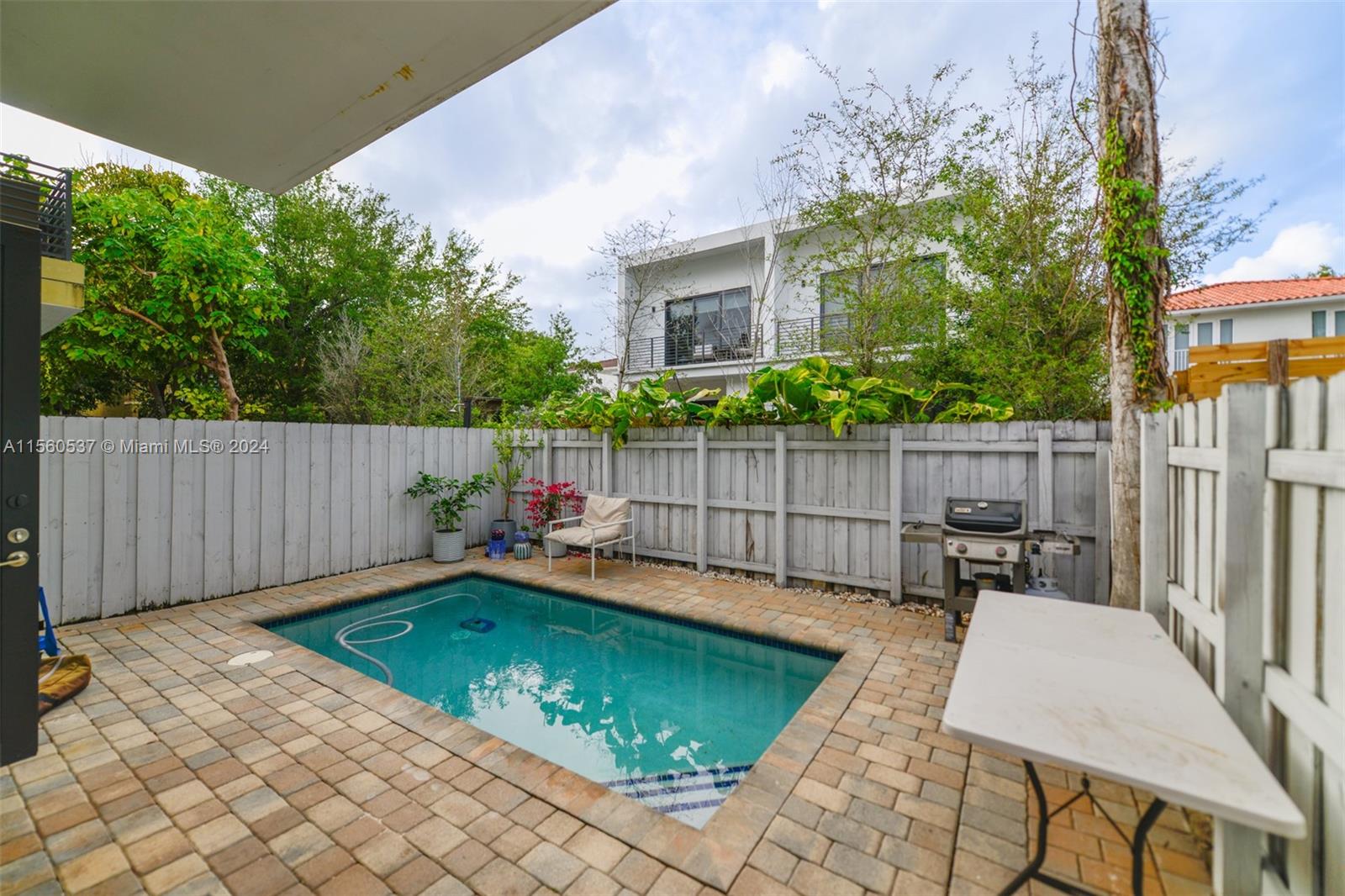 3241 Percival Ave # 3241