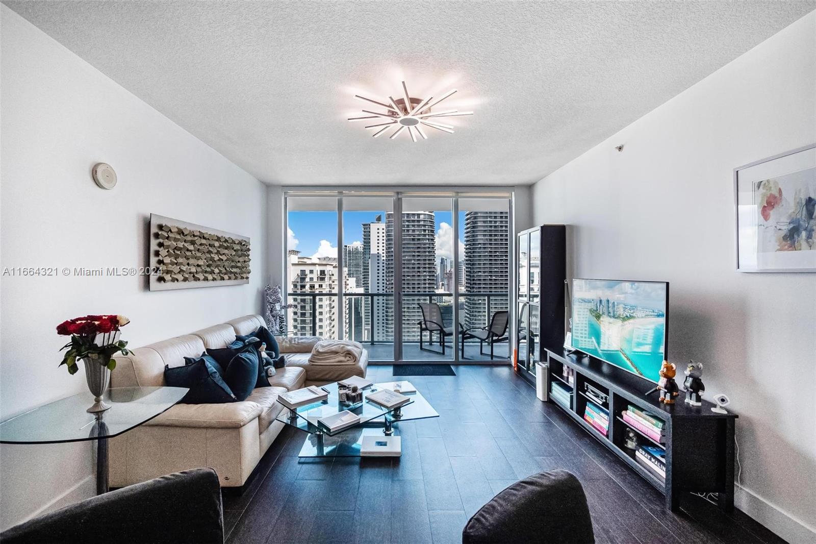 1111 SW 1st Ave Unit: 3722-N