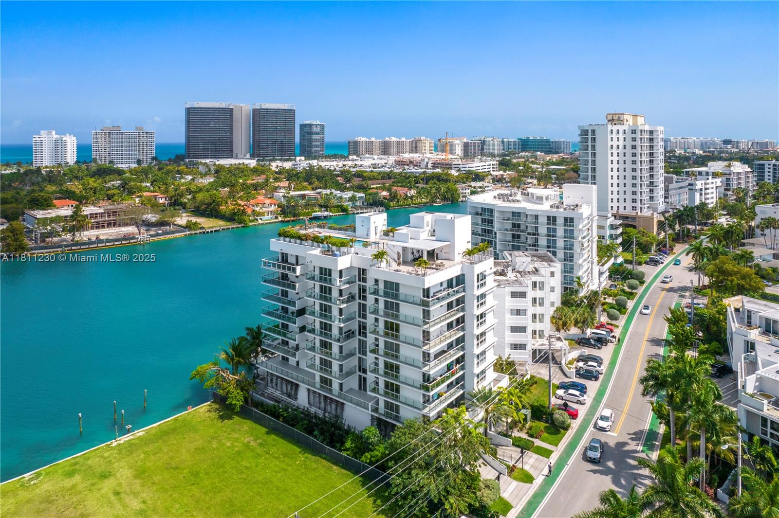 9901 E Bay Harbor Dr # 503