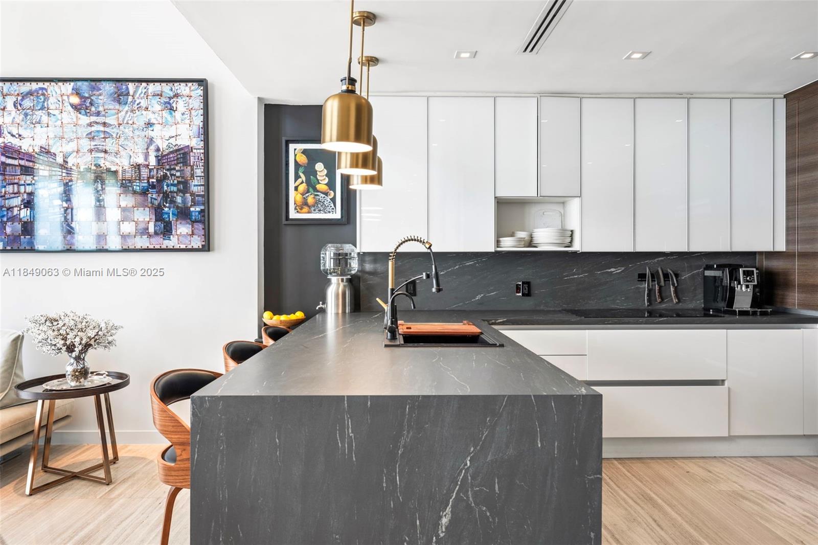 3470 E Coast Ave Unit: PH207