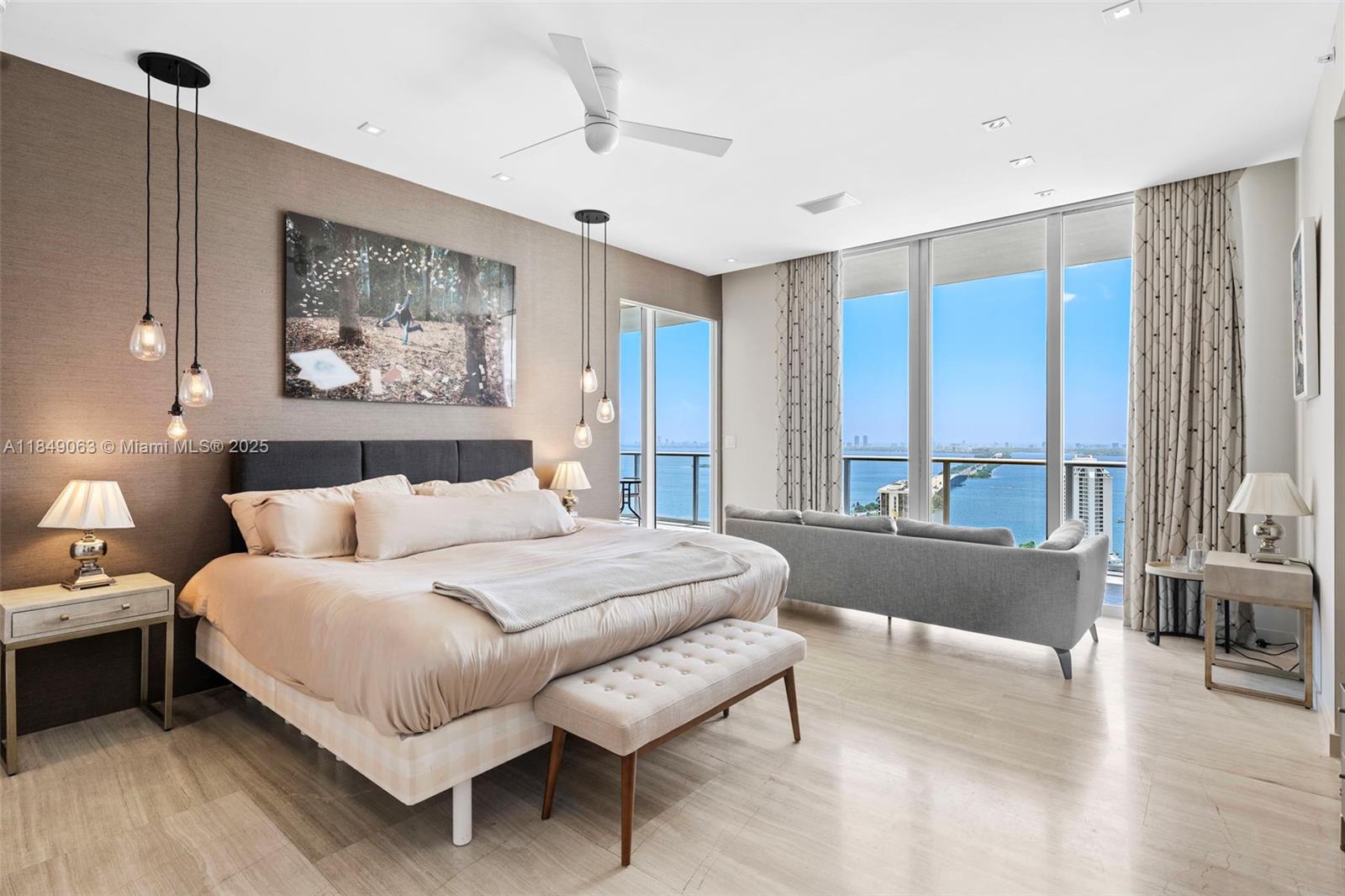 3470 E Coast Ave Unit: PH207