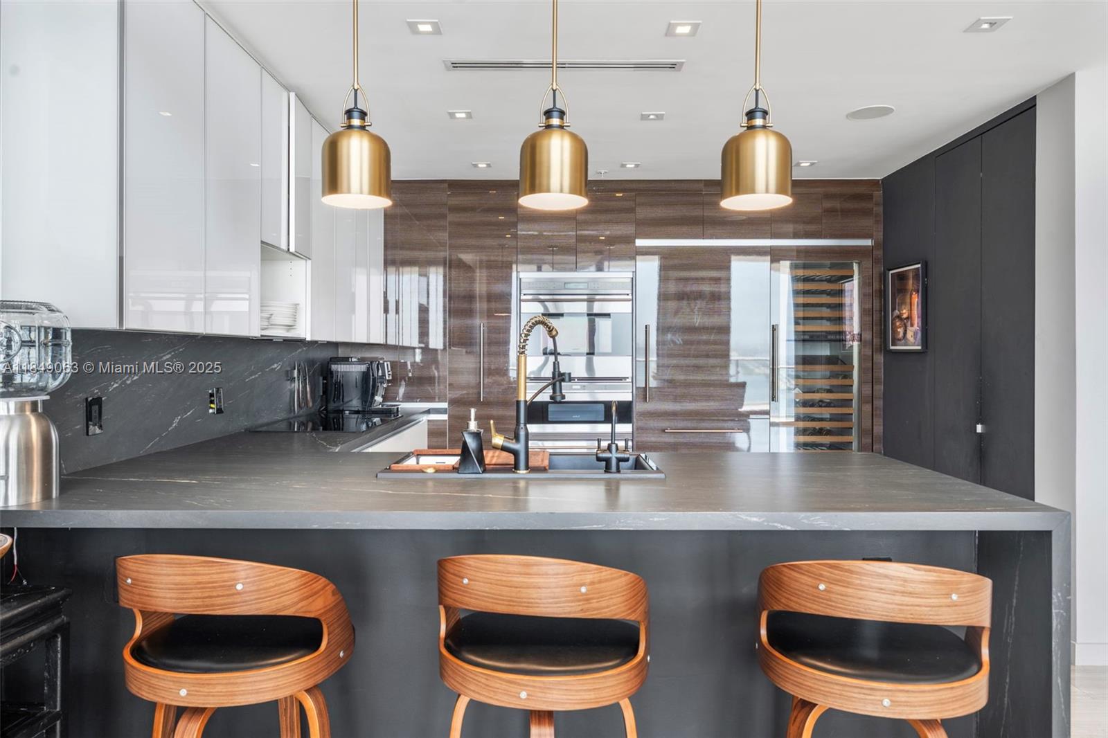 3470 E Coast Ave Unit: PH207