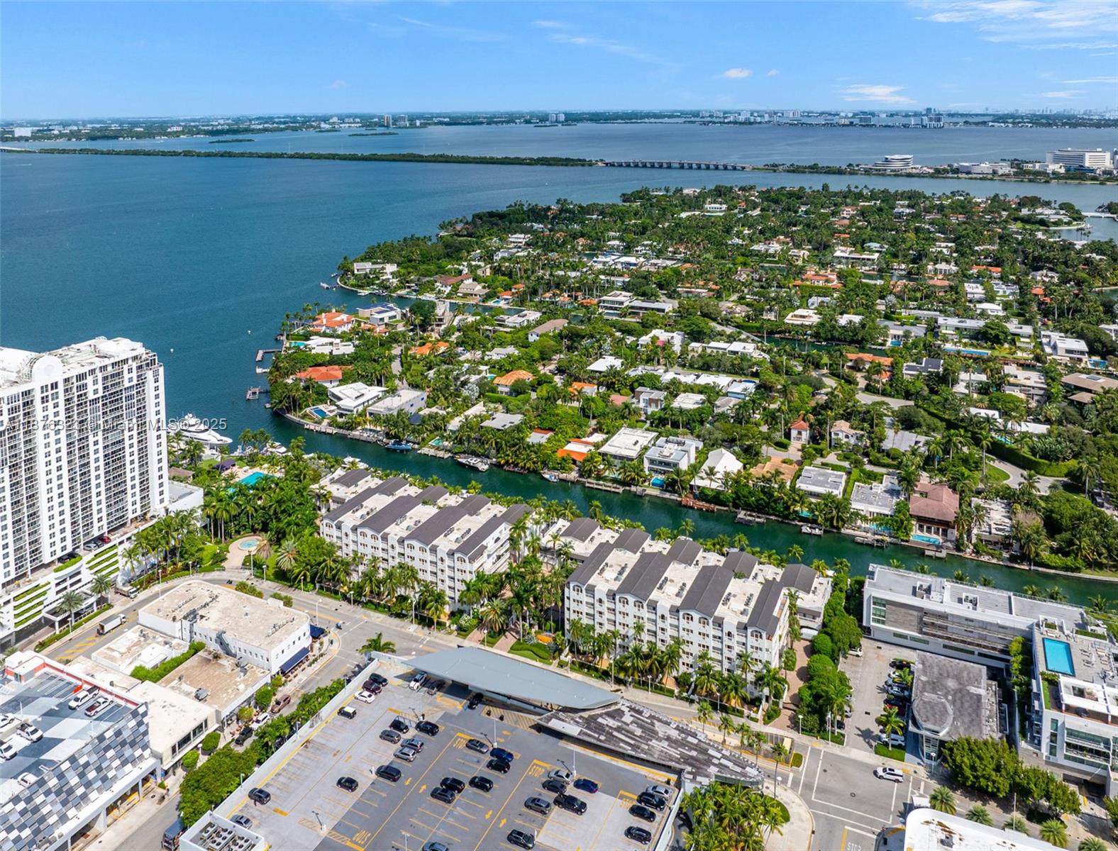 1413 Sunset Harbour Dr # 406