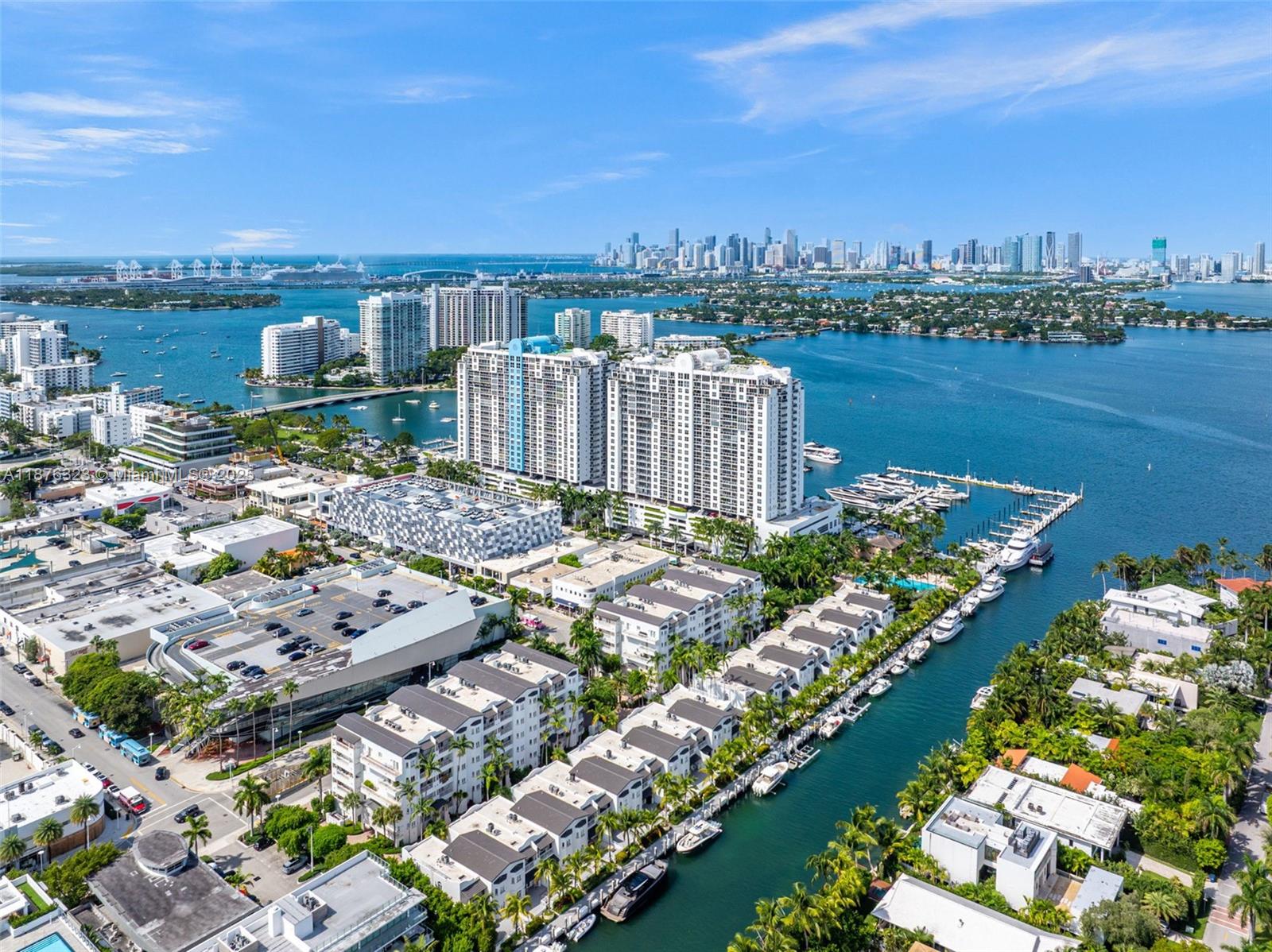 1413 Sunset Harbour Dr # 406