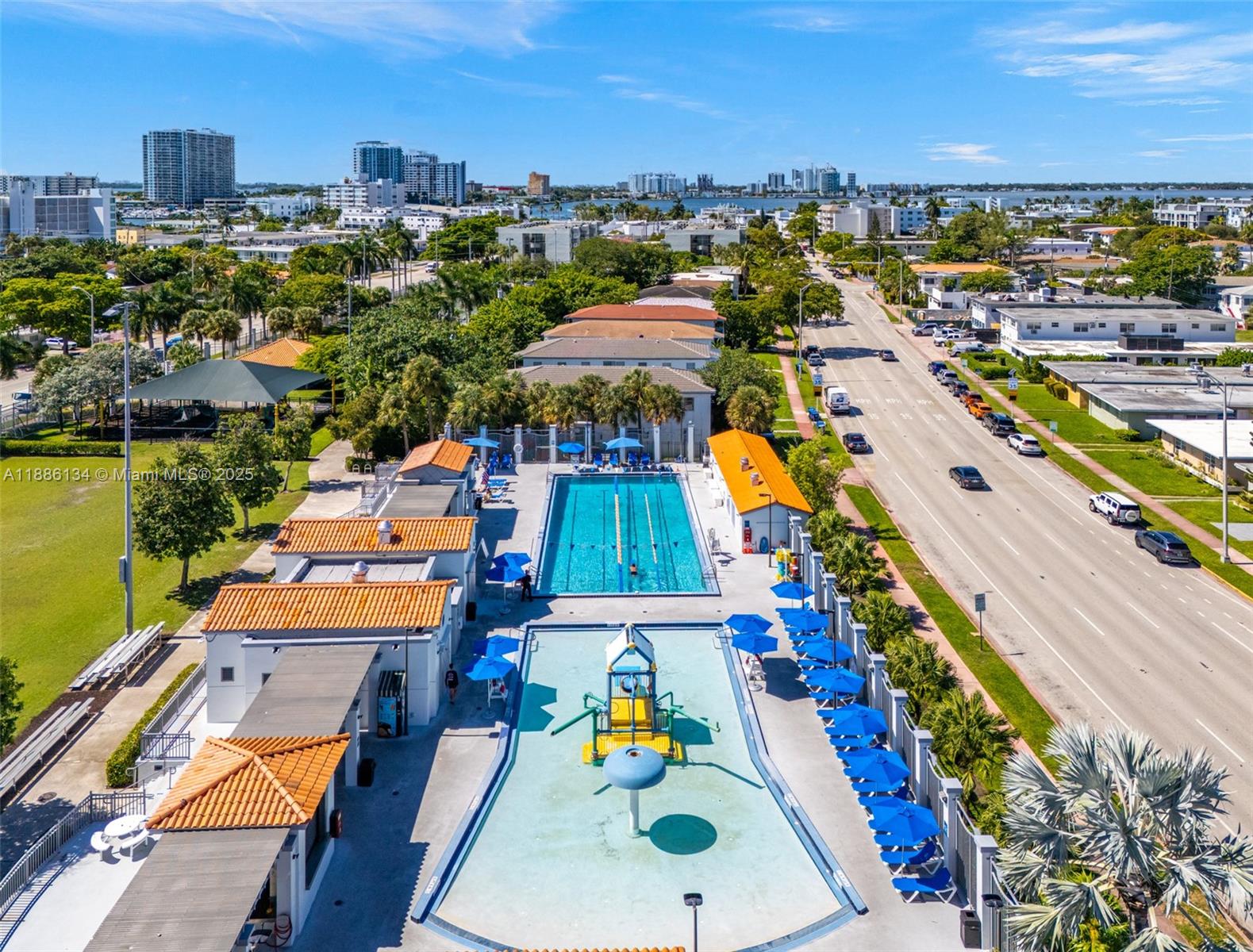 410 S Shore Dr
