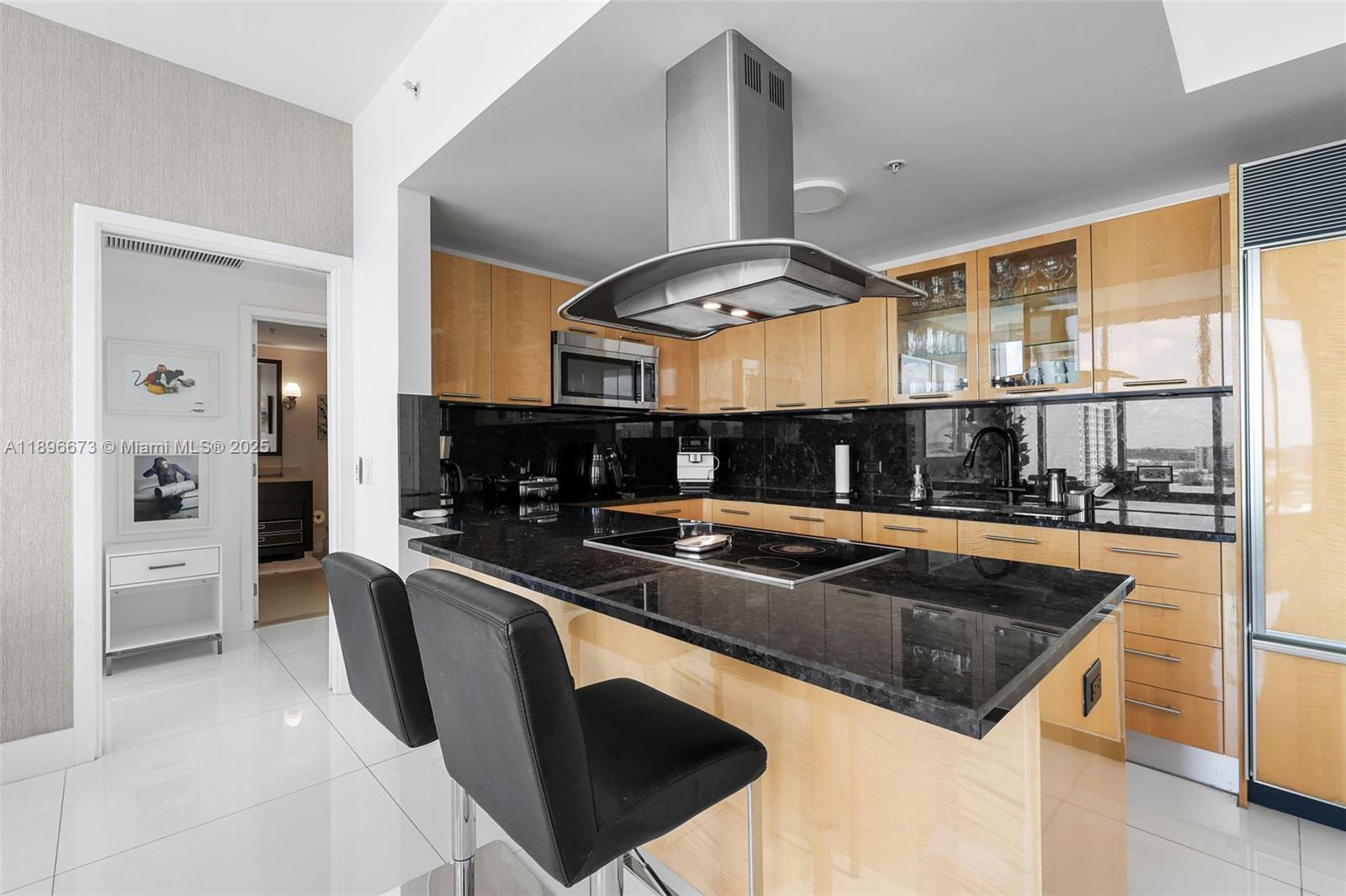 6899 Collins Ave # 1003