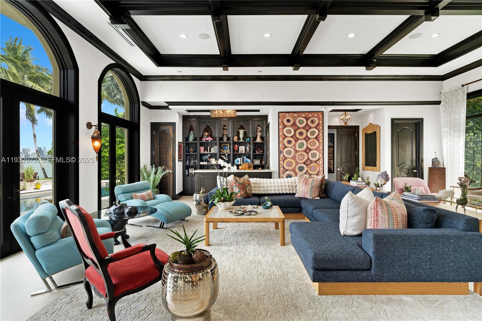 10330 W Broadview Dr