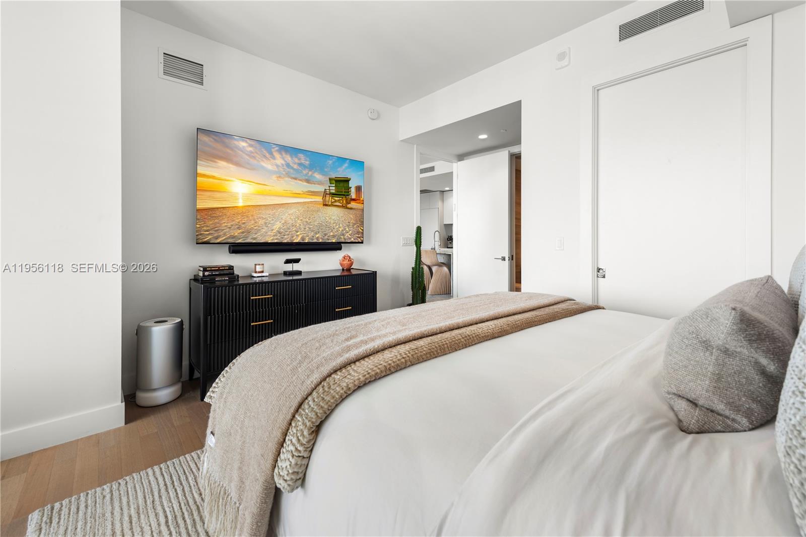 5775 Collins Ave # 1405