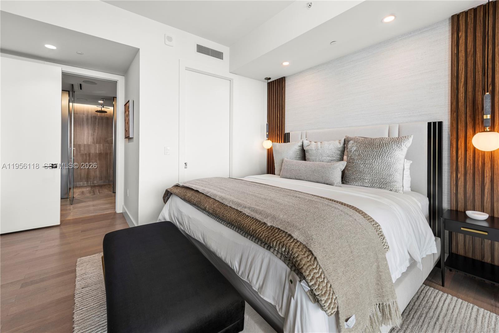 5775 Collins Ave # 1405