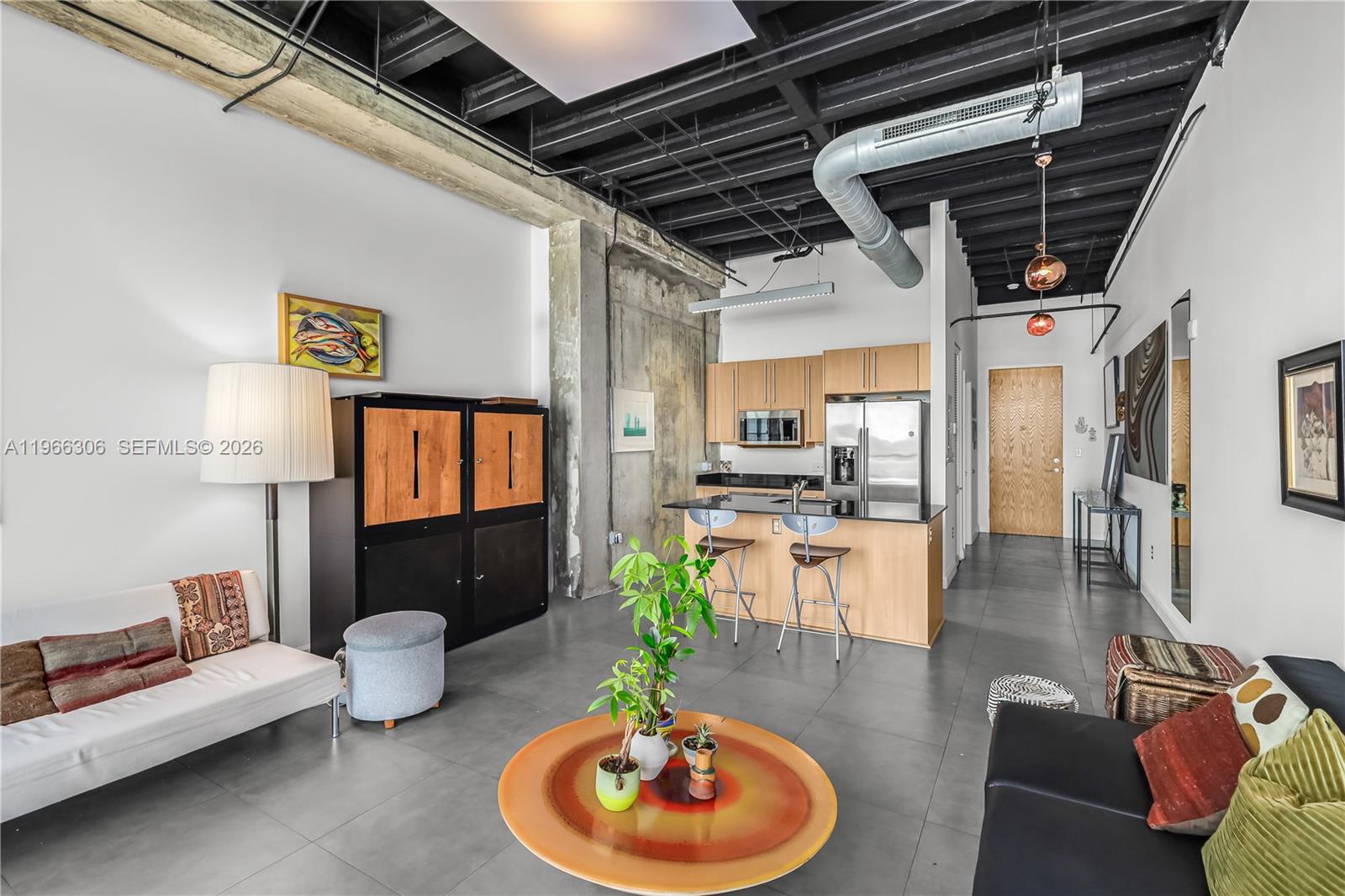 8101 Biscayne Blvd # 613 Unit: R-613