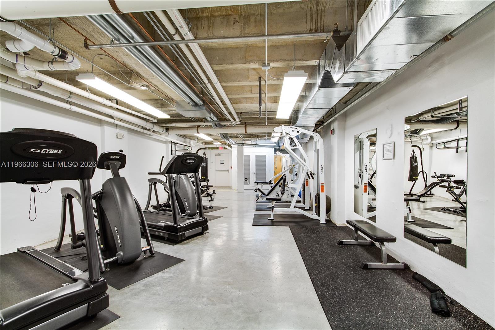 8101 Biscayne Blvd # 613 Unit: R-613