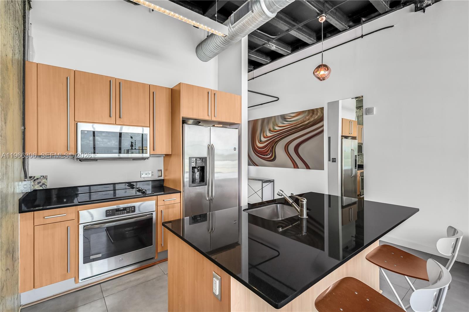 8101 Biscayne Blvd # 613 Unit: R-613