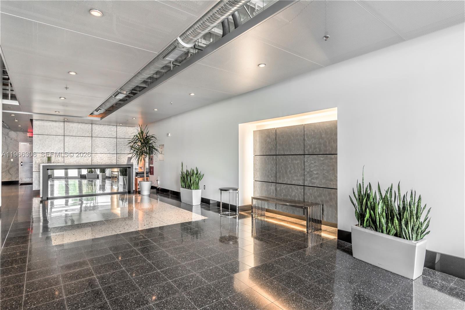 8101 Biscayne Blvd # 613 Unit: R-613