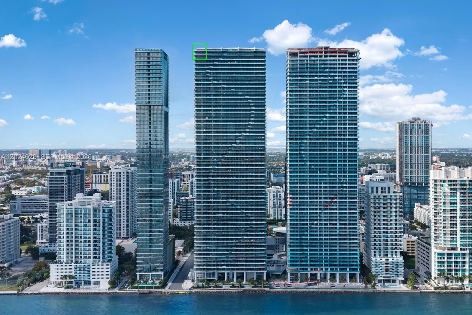 700 NE 24th St Unit: PH6005