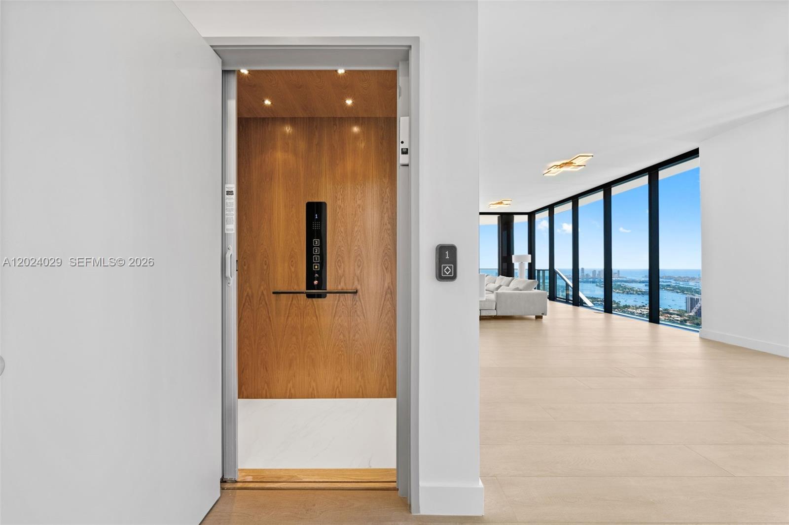 700 NE 24th St Unit: PH6005