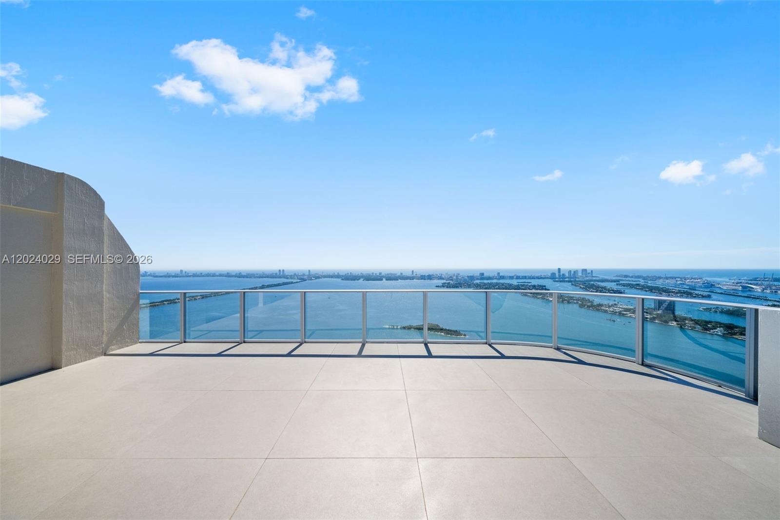 700 NE 24th St Unit: PH6005