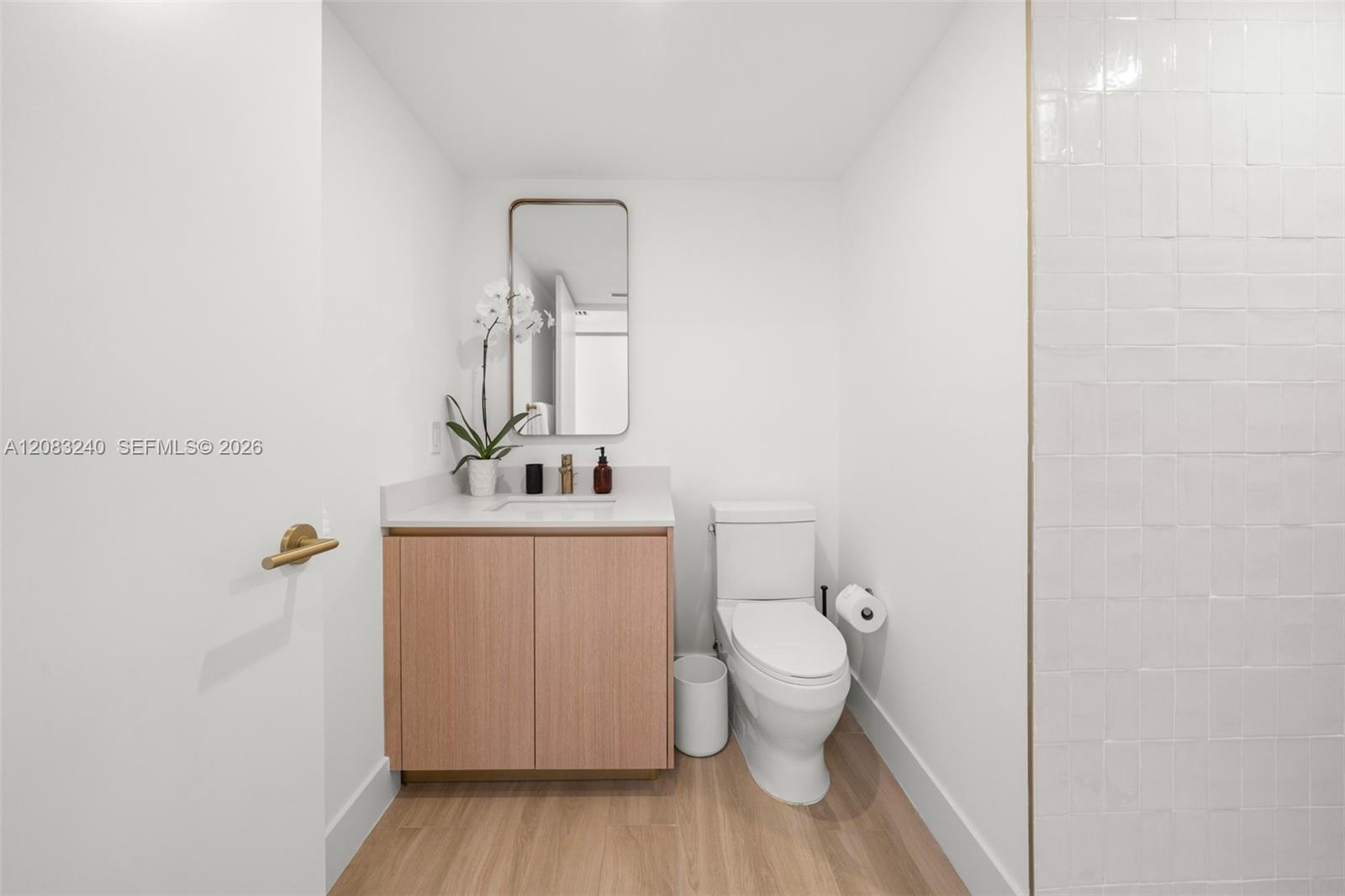 90 NE 32nd street # 801