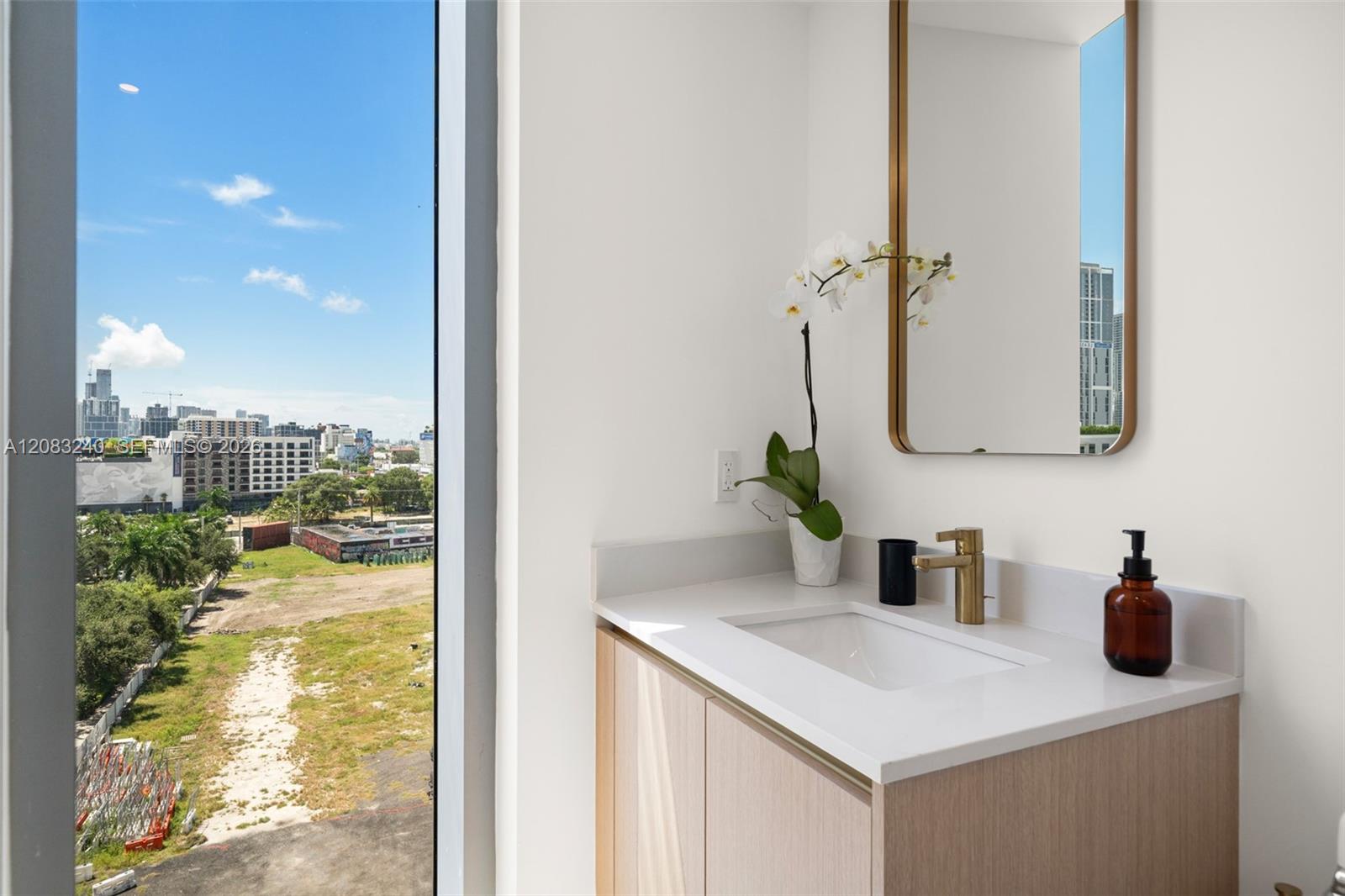 90 NE 32nd street # 801