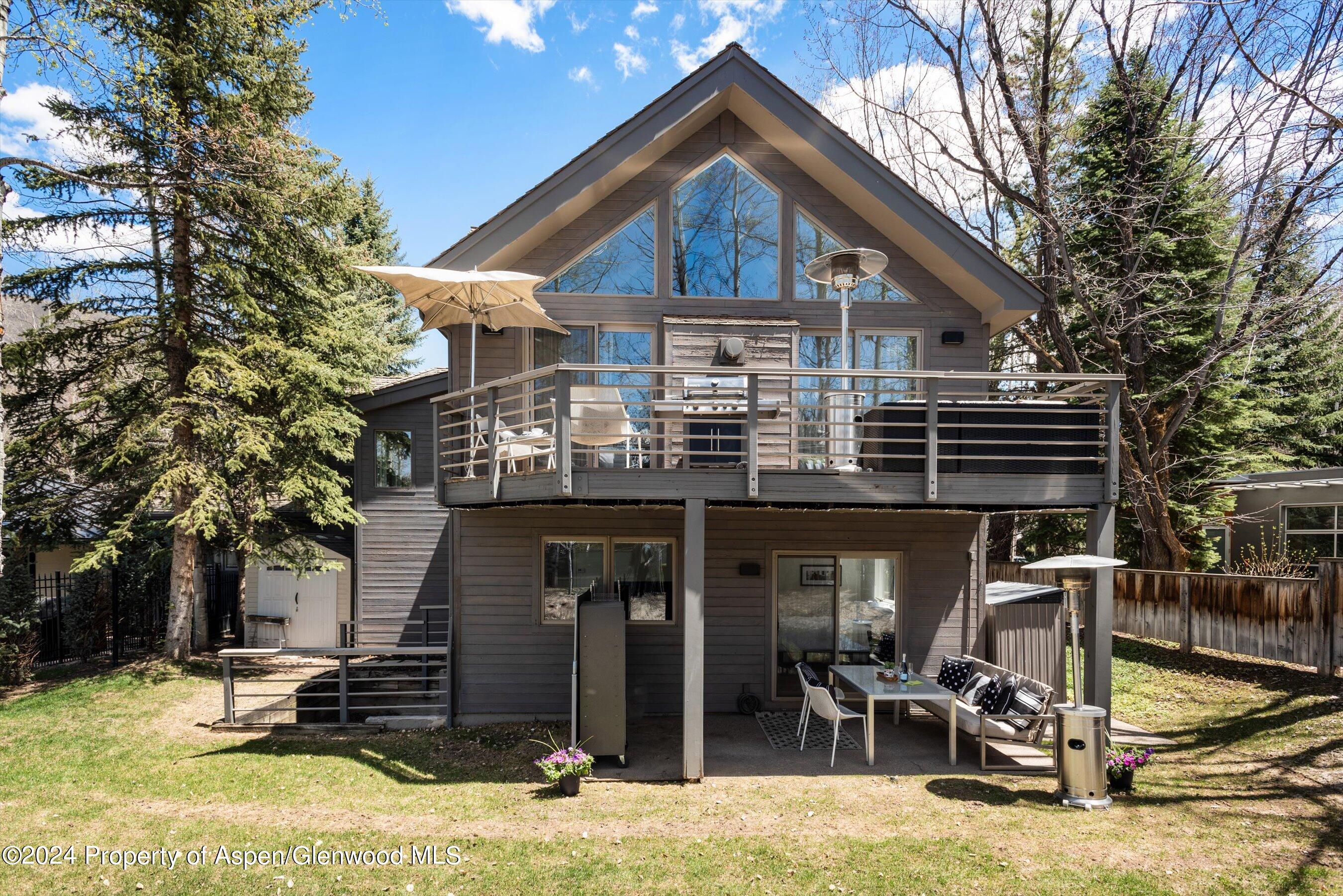 725 Castle Creek Drive