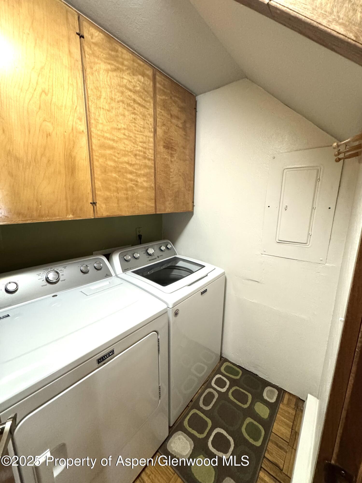 125 E Hyman Avenue, 1A