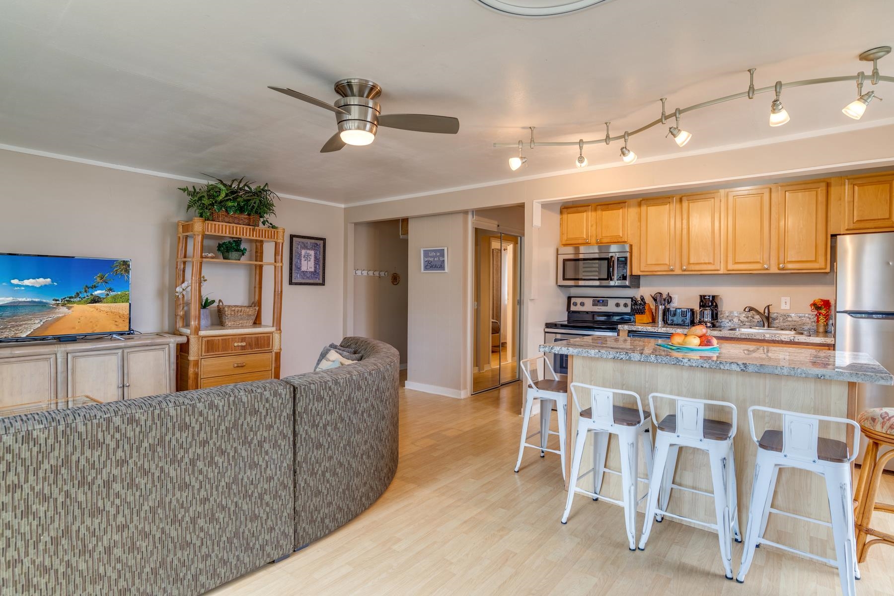 3559 Lower Honoapiilani Rd Unit: 1M