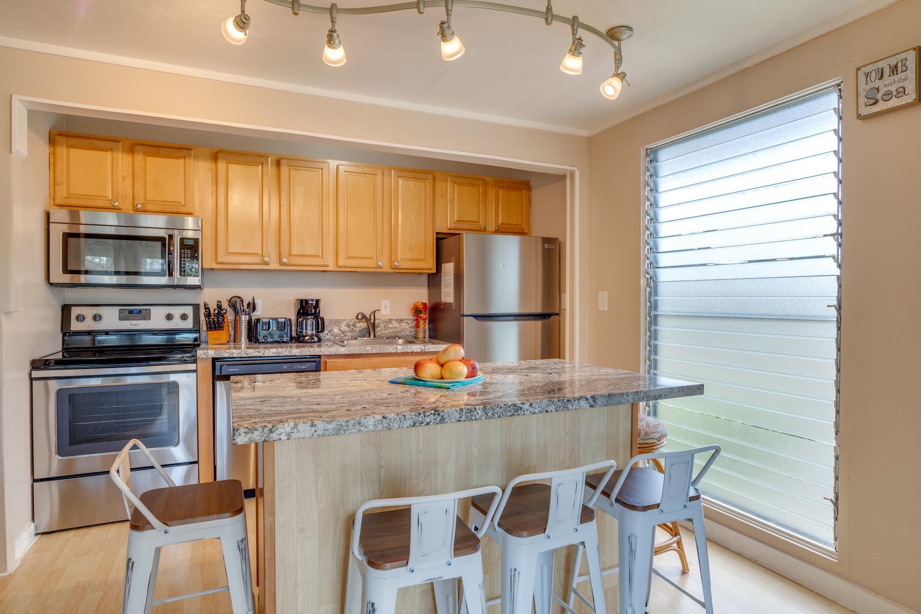 3559 Lower Honoapiilani Rd Unit: 1M