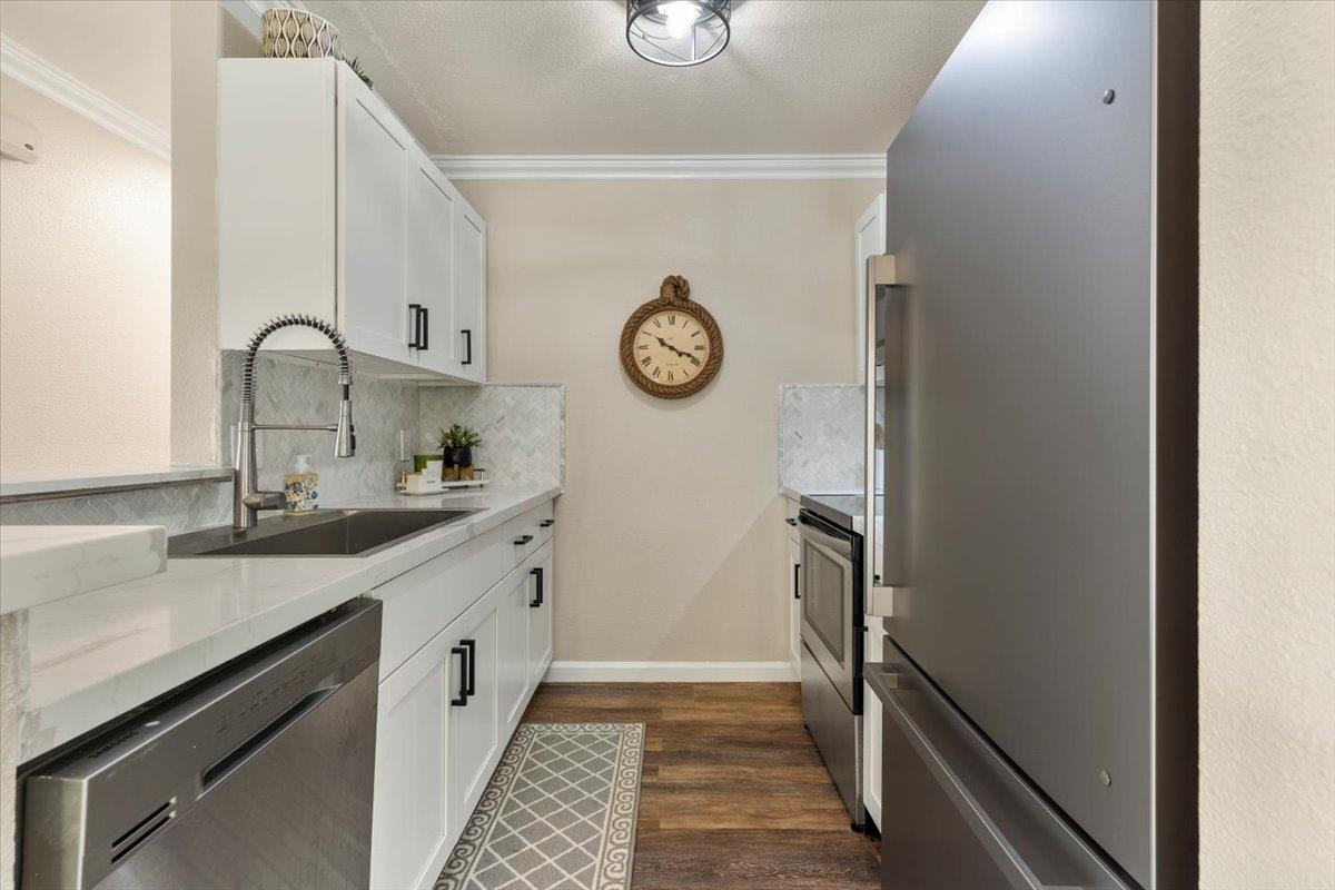 140 Uwapo Rd Unit: 12-104