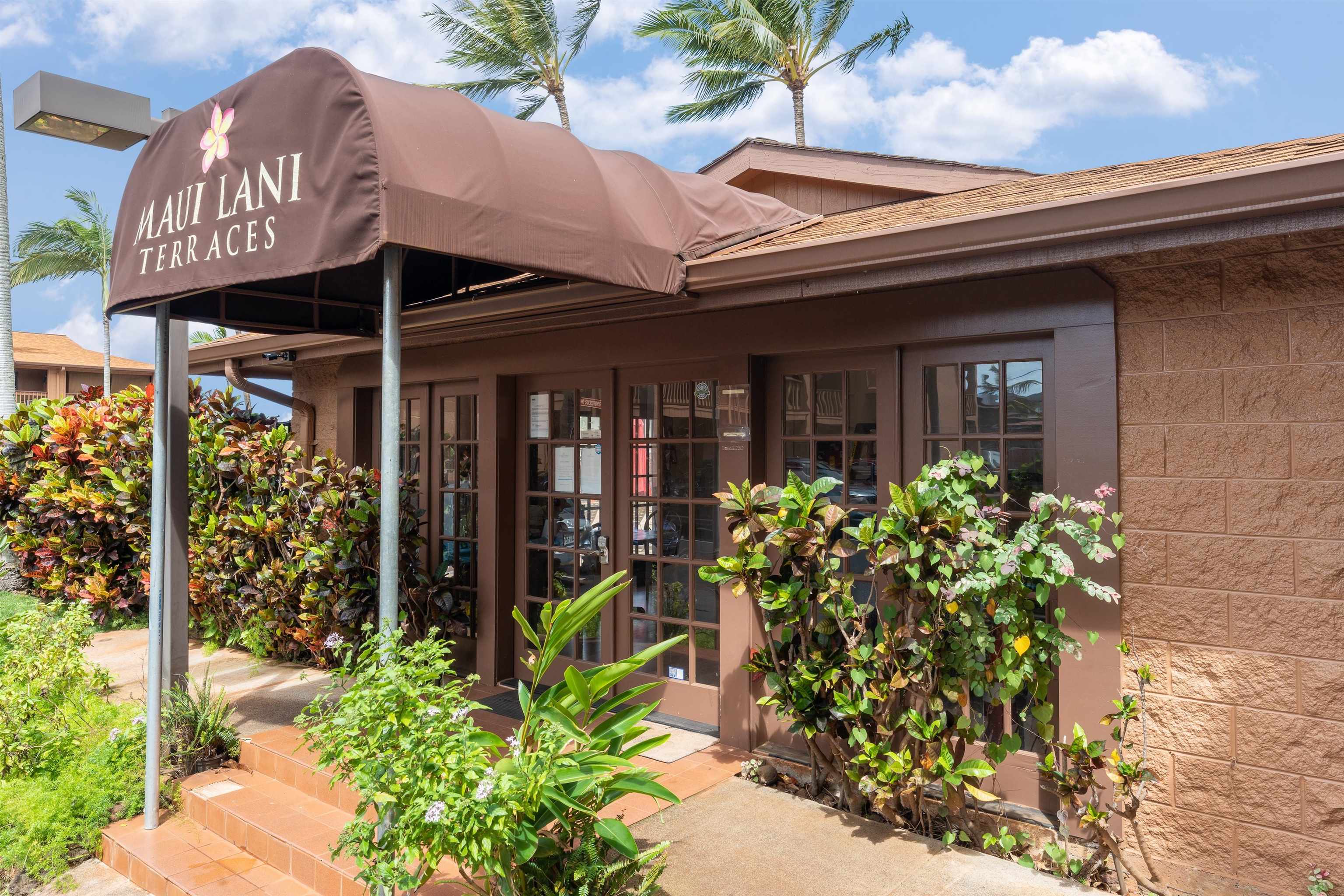 3740 Lower Honoapiilani Rd Unit: G102