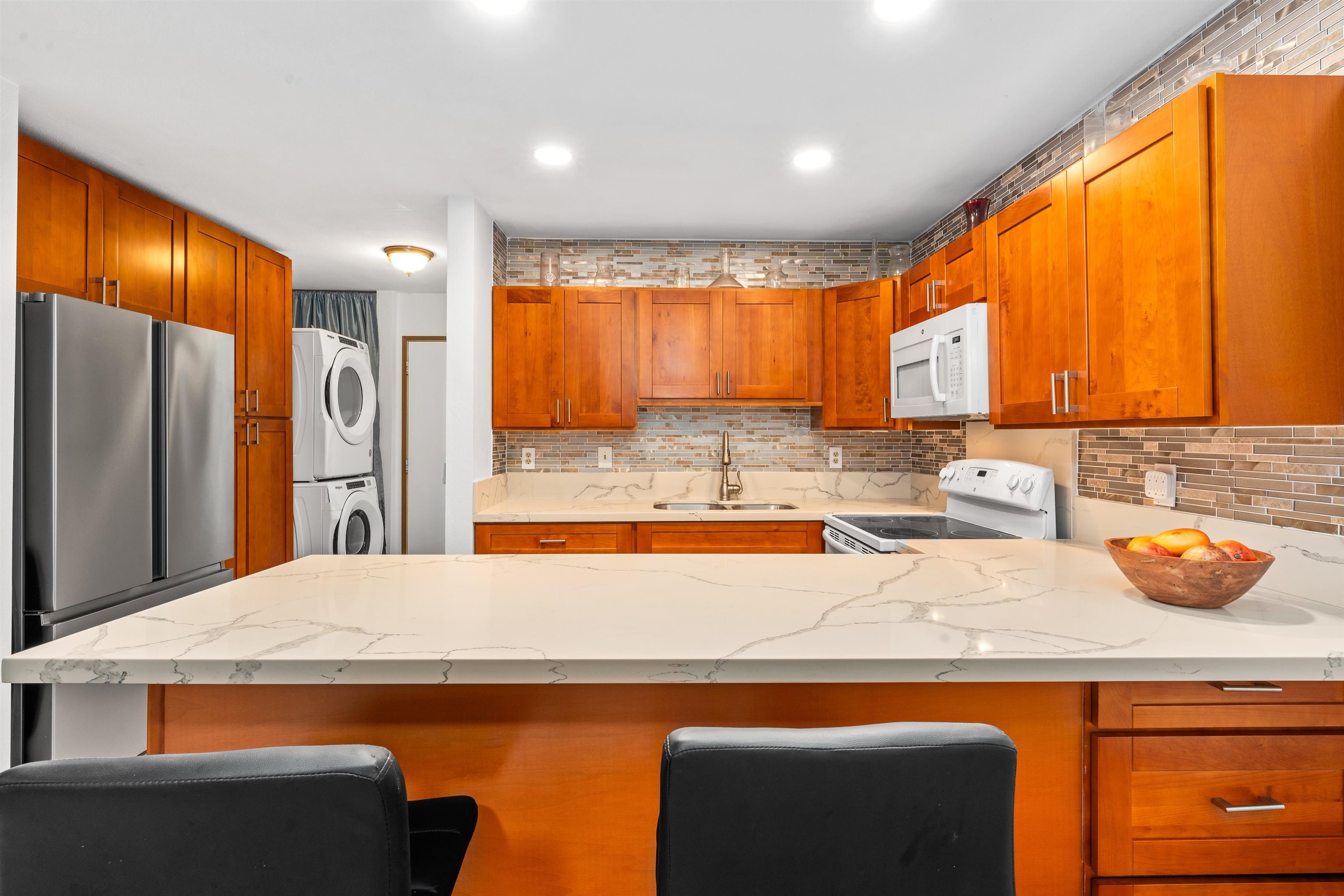 3740 Lower Honoapiilani Rd Unit: G102