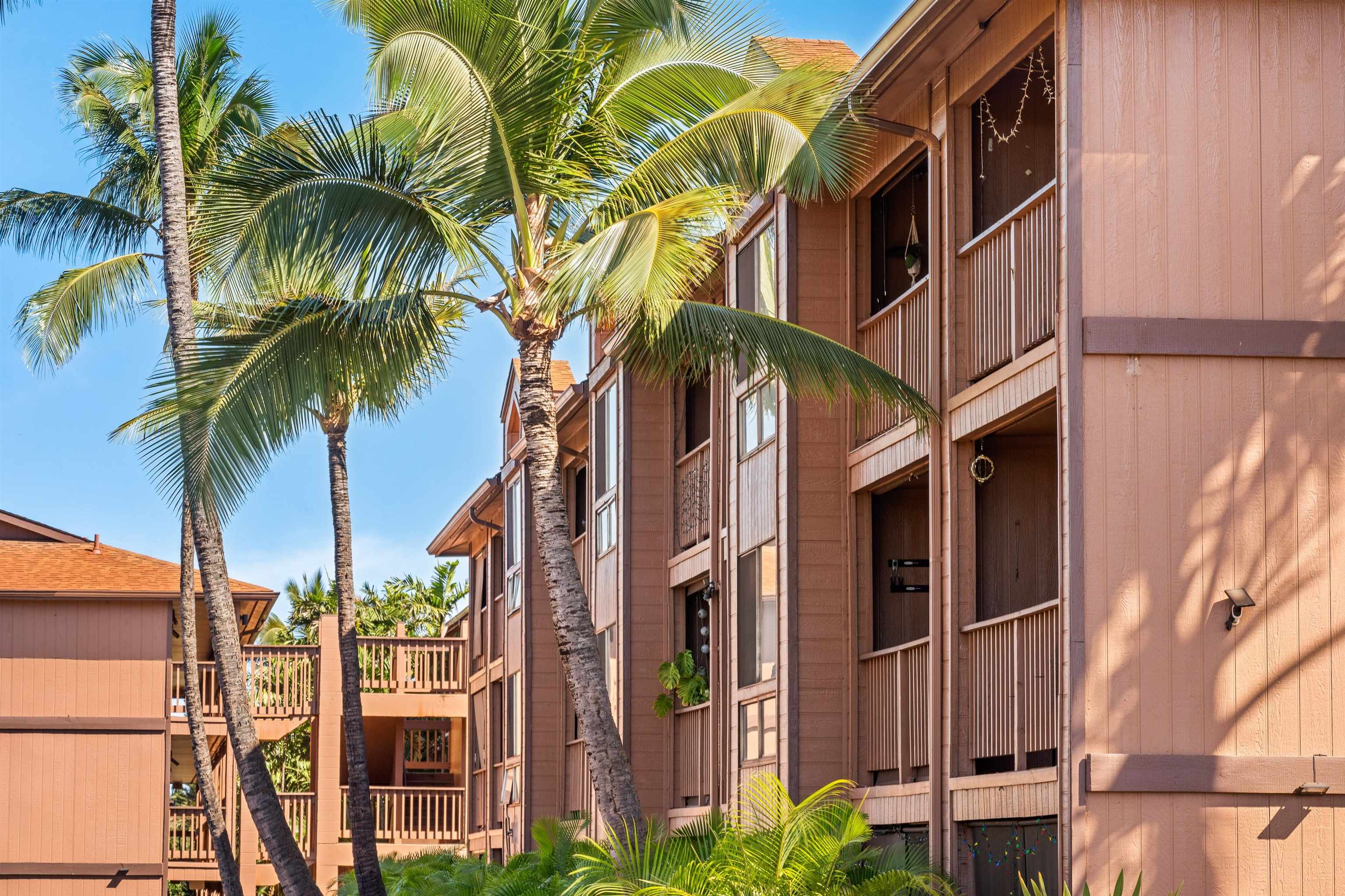 3740 Lower Honoapiilani Rd Unit: G102