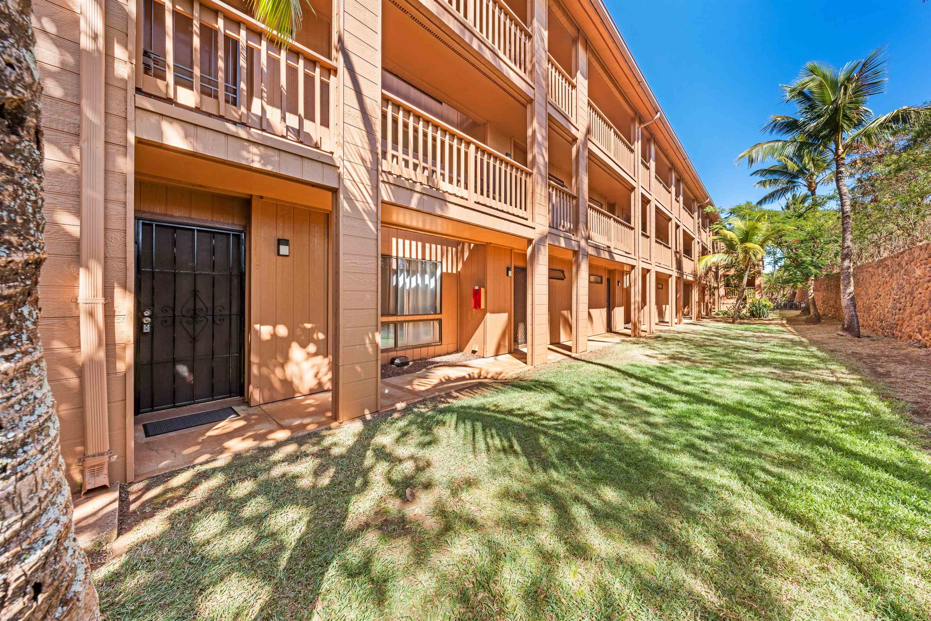 3740 Lower Honoapiilani Rd Unit: G102