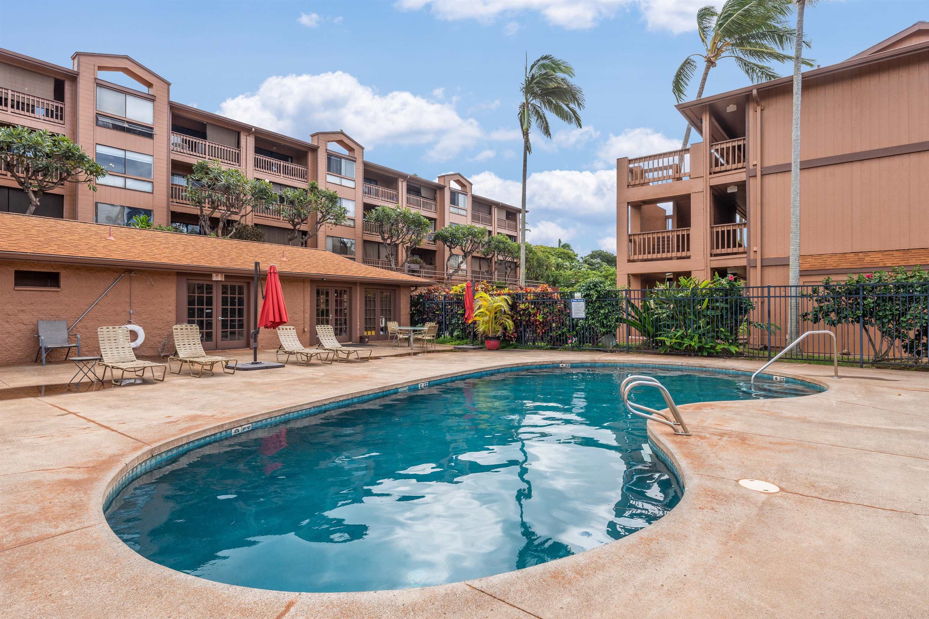 3740 Lower Honoapiilani Rd Unit: G102