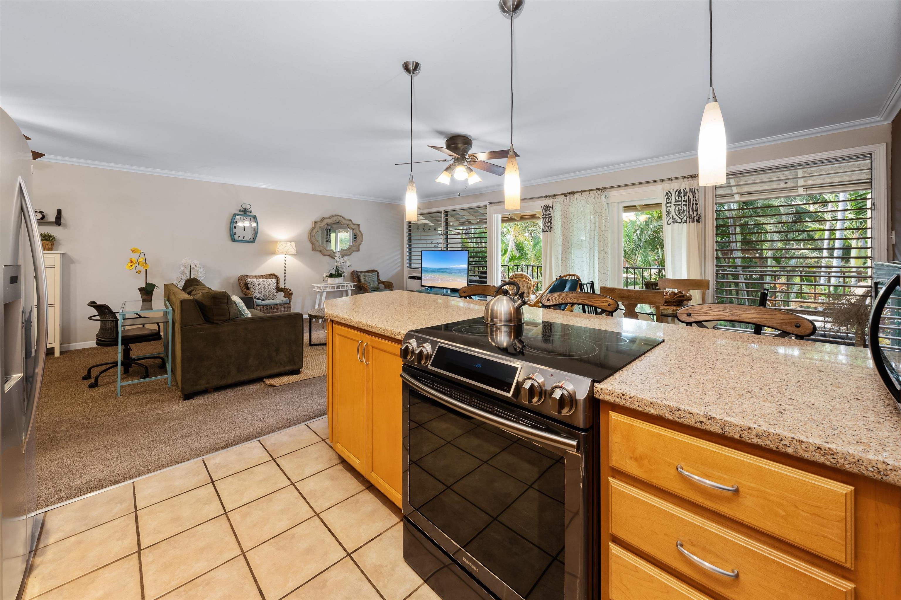 3559 Lower Honoapiilani Rd Unit: 2G