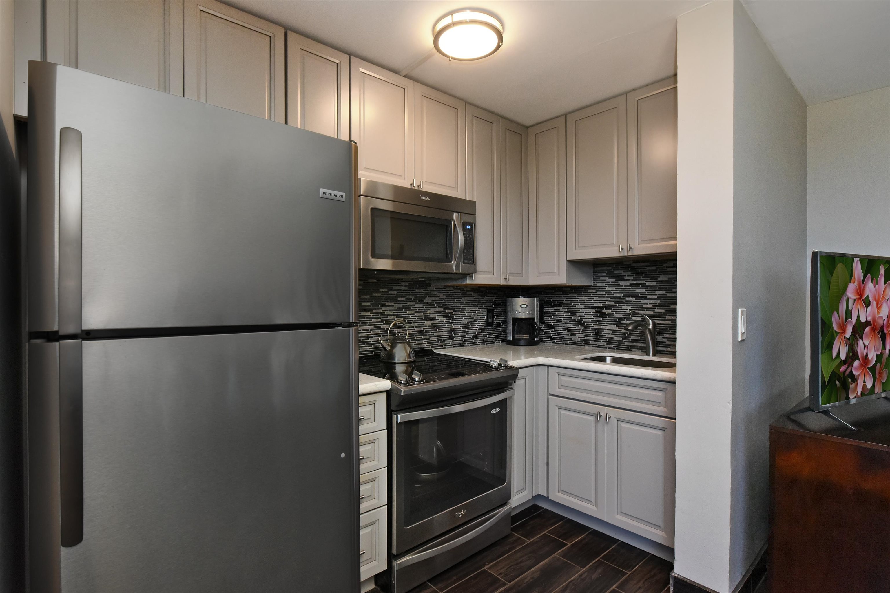 3660 Lower Honoapiilani Rd Unit: 413