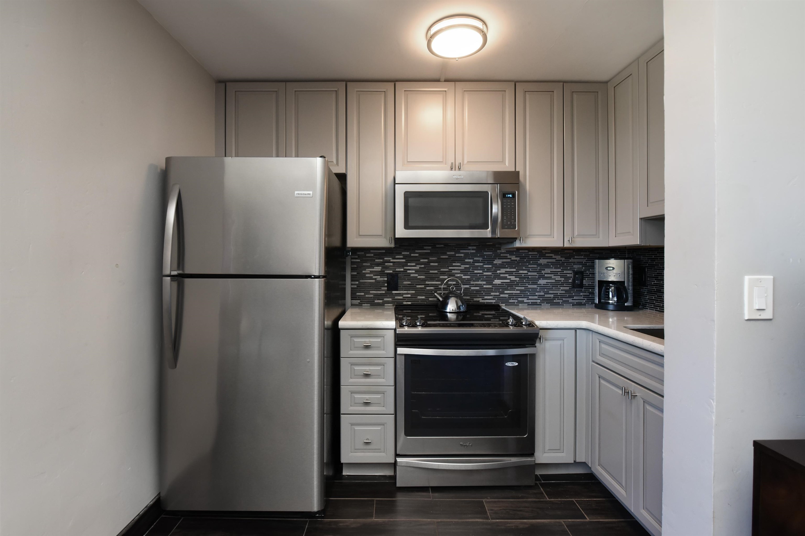 3660 Lower Honoapiilani Rd Unit: 413