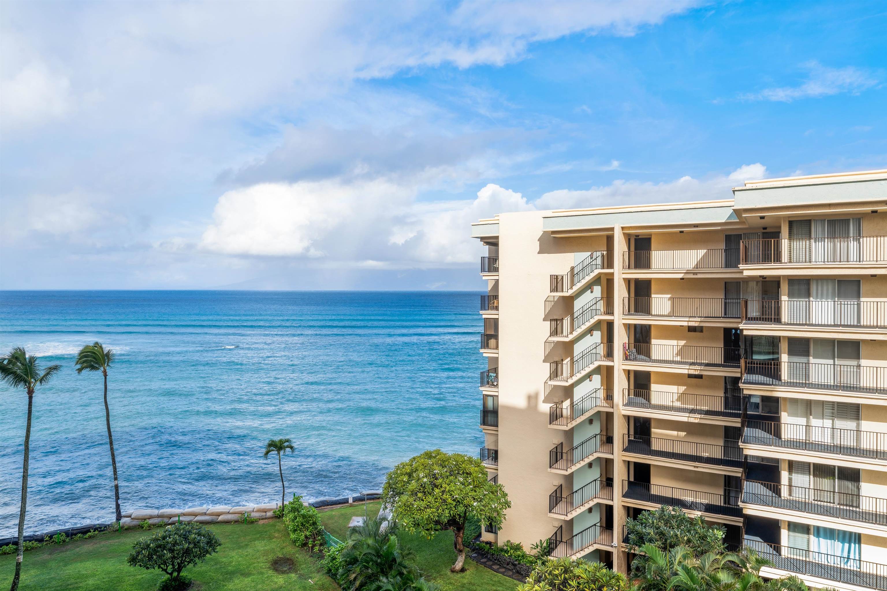 4365 Lower Honoapiilani Rd Unit: 703