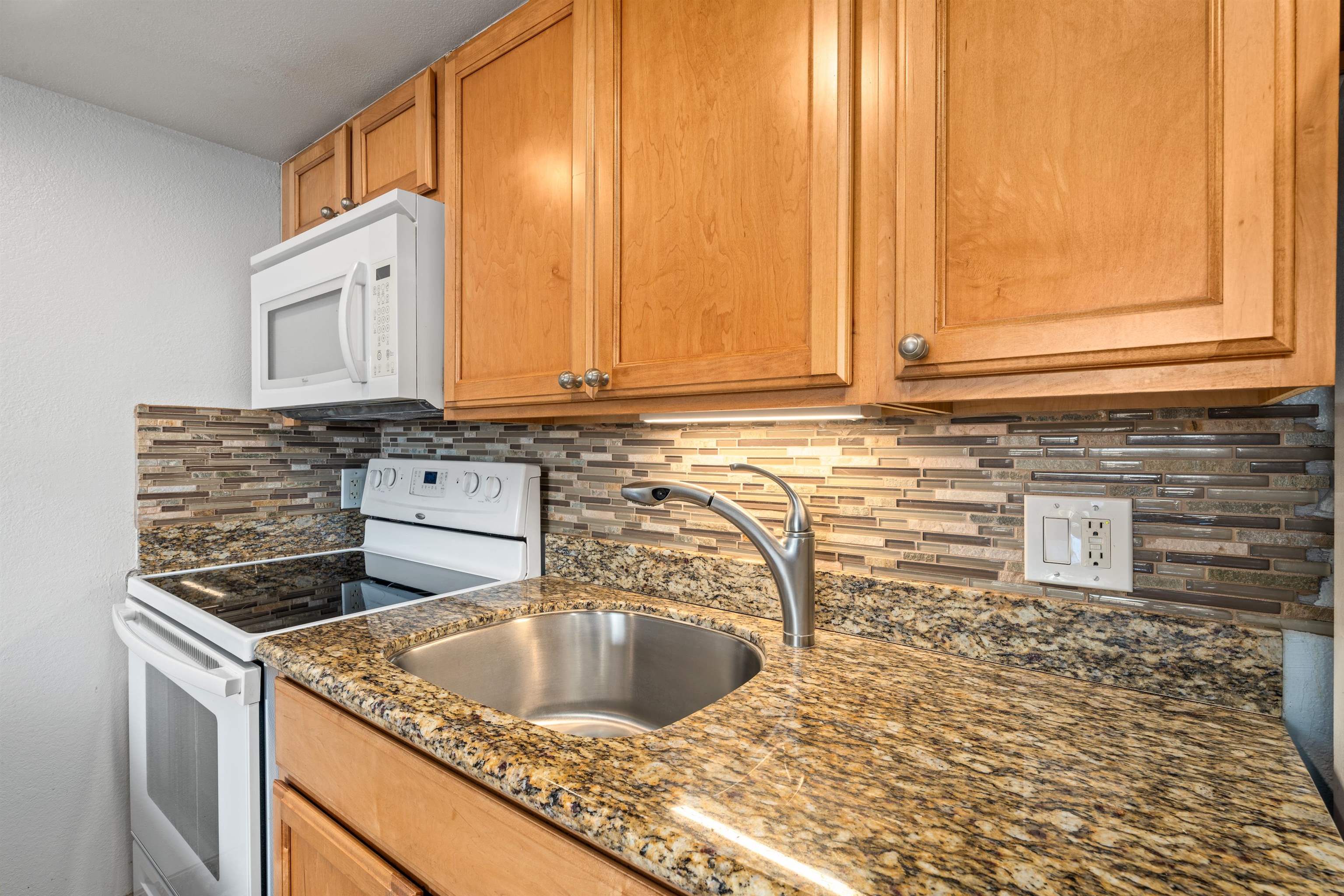 4365 Lower Honoapiilani Rd Unit: 703