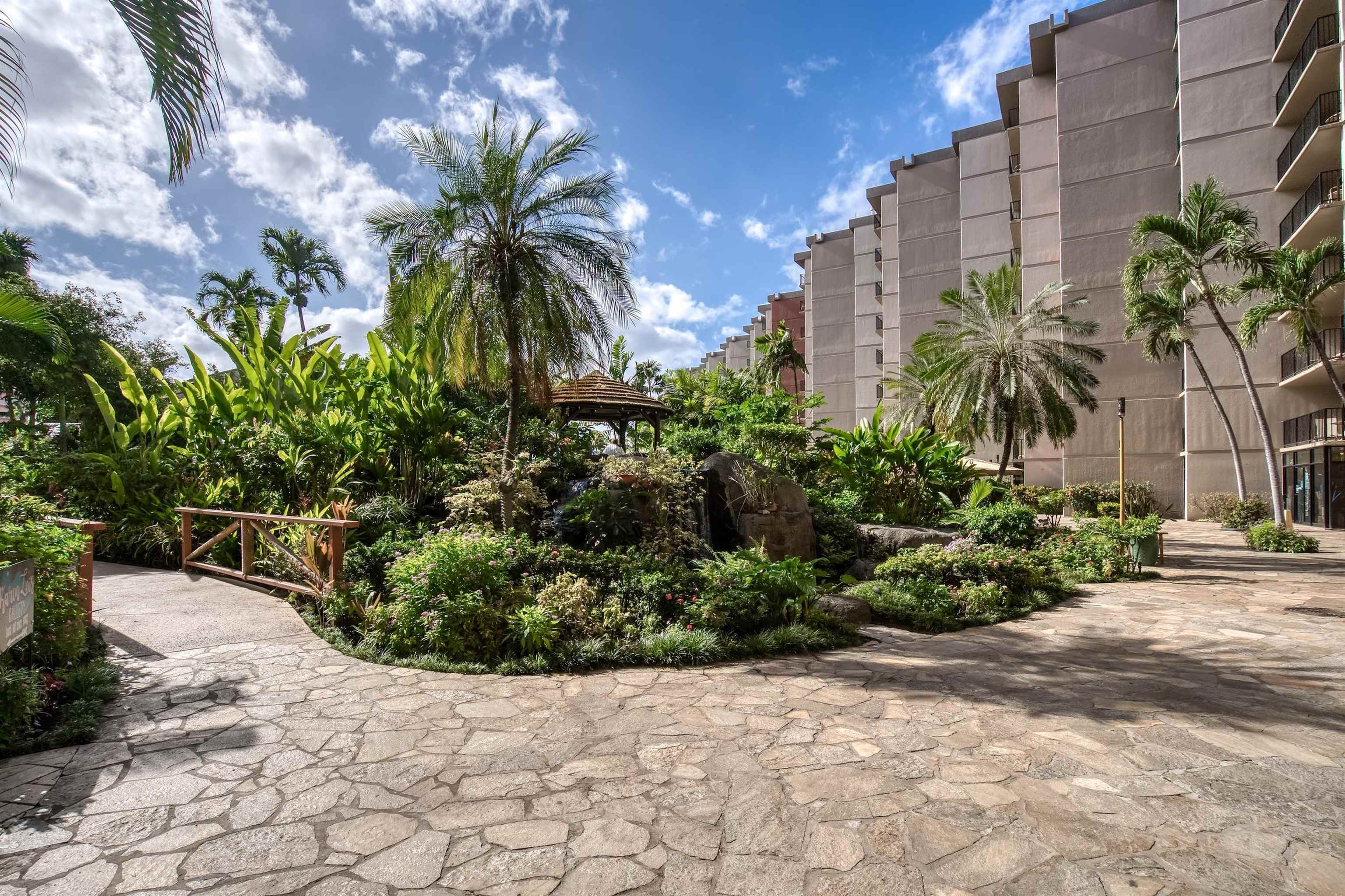 3445 Lower Honoapiilani Rd Unit: 826