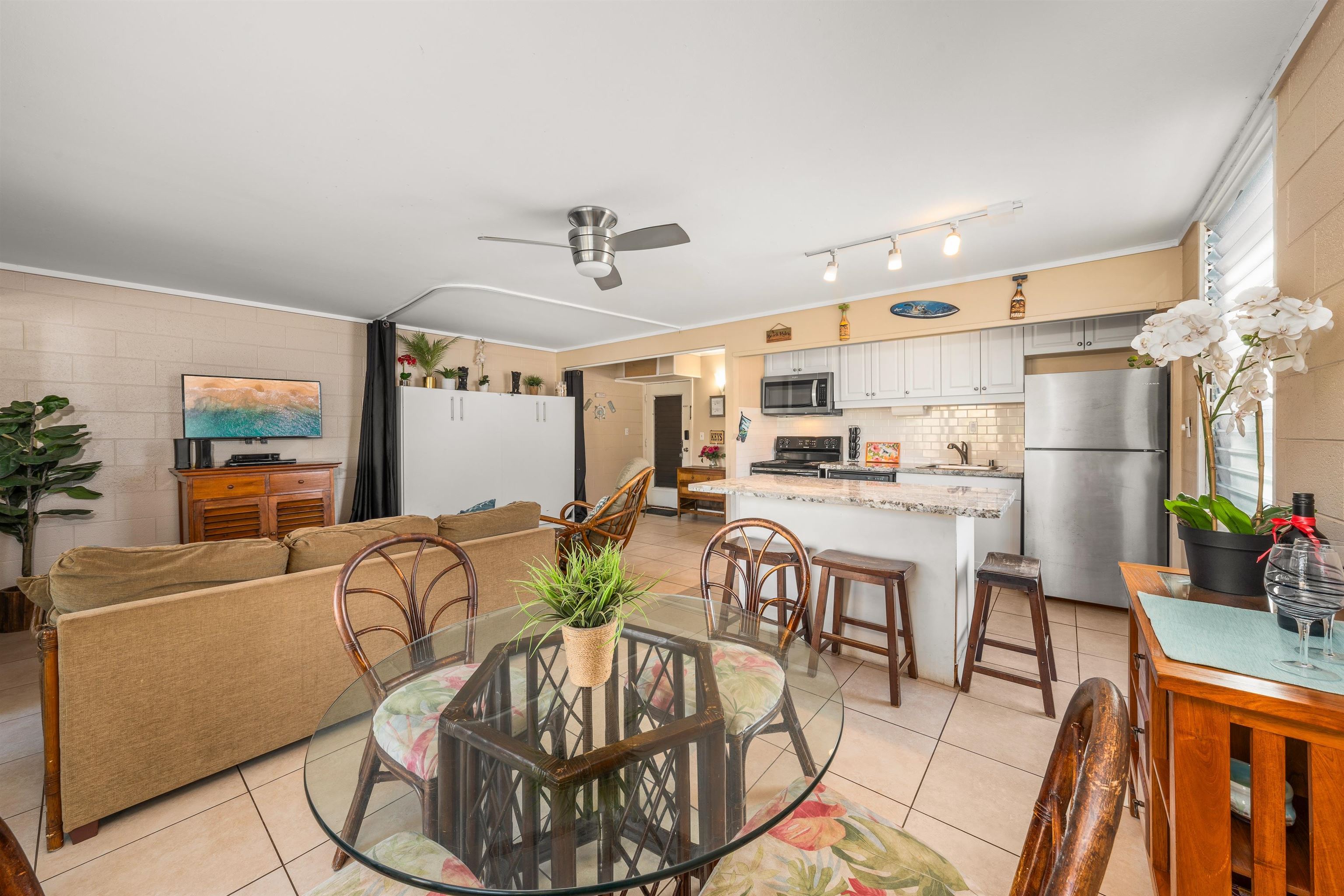 3559 Lower Honoapiilani Rd Unit: 1F