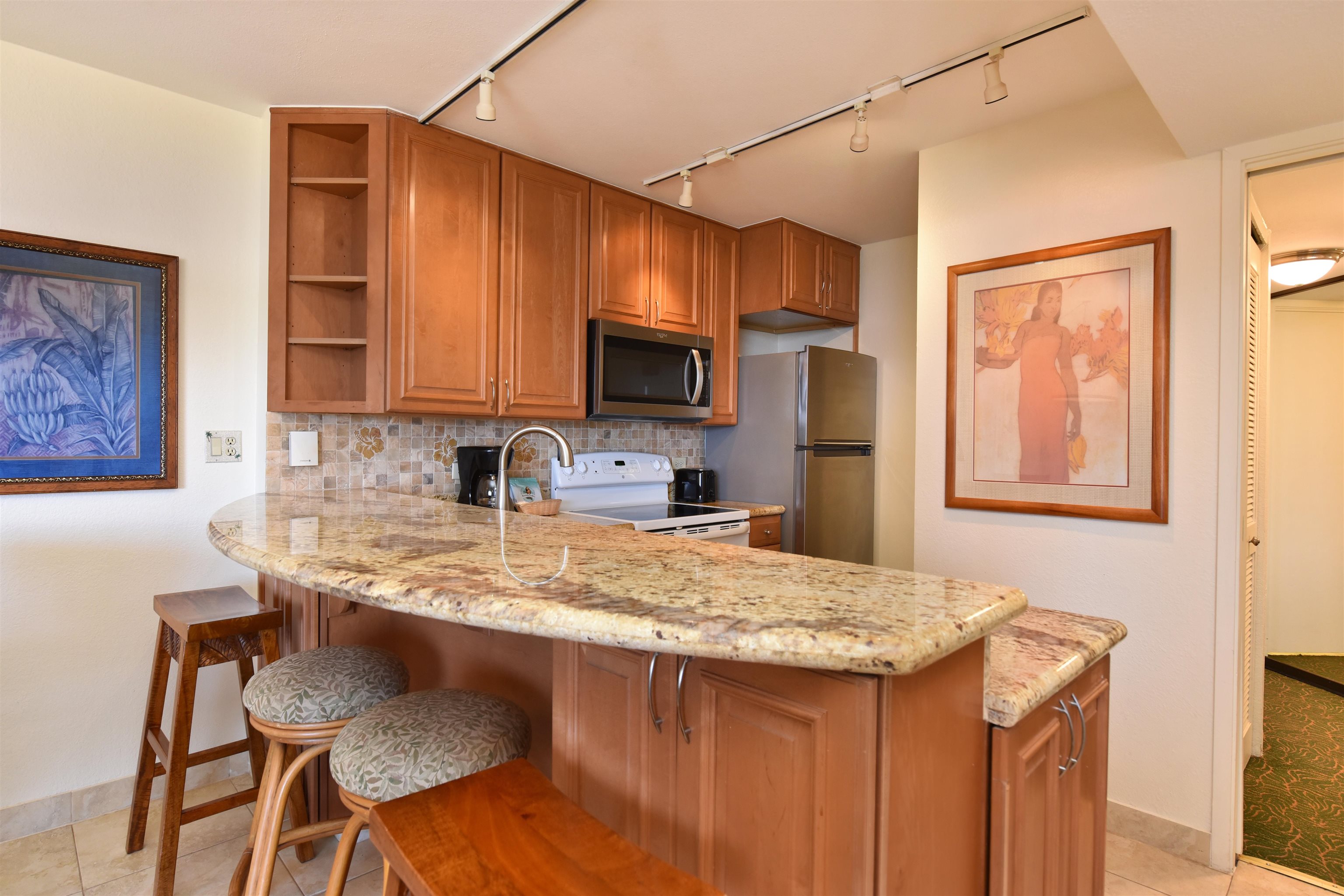 3445 Lower Honoapiilani Rd Unit: 607