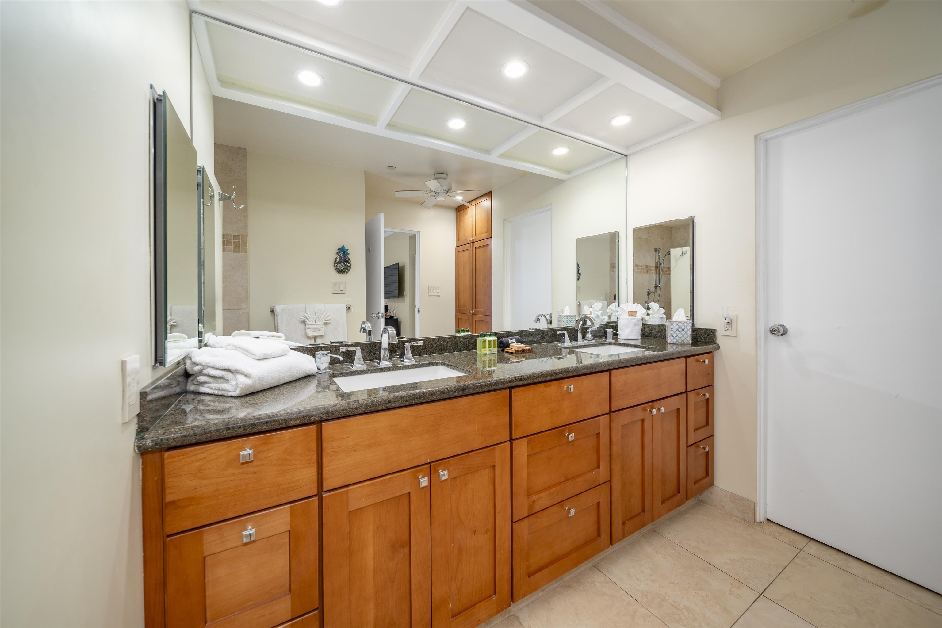 500 KAPALUA Dr Unit: 24P 7-8