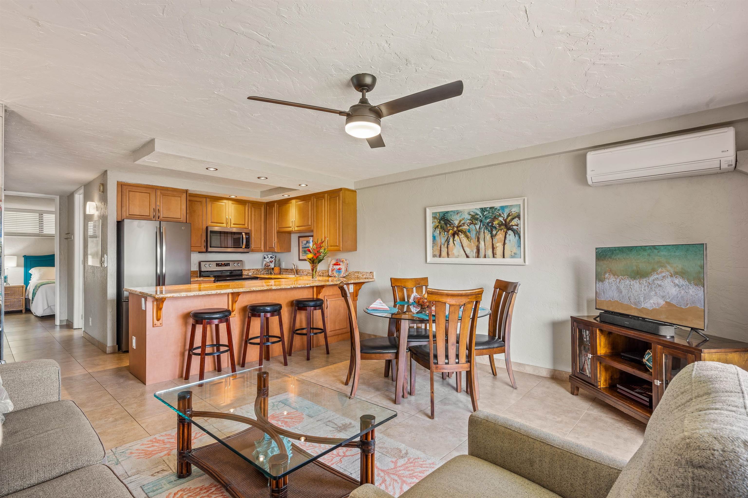 3543 Lower Honoapiilani Rd Unit: E205