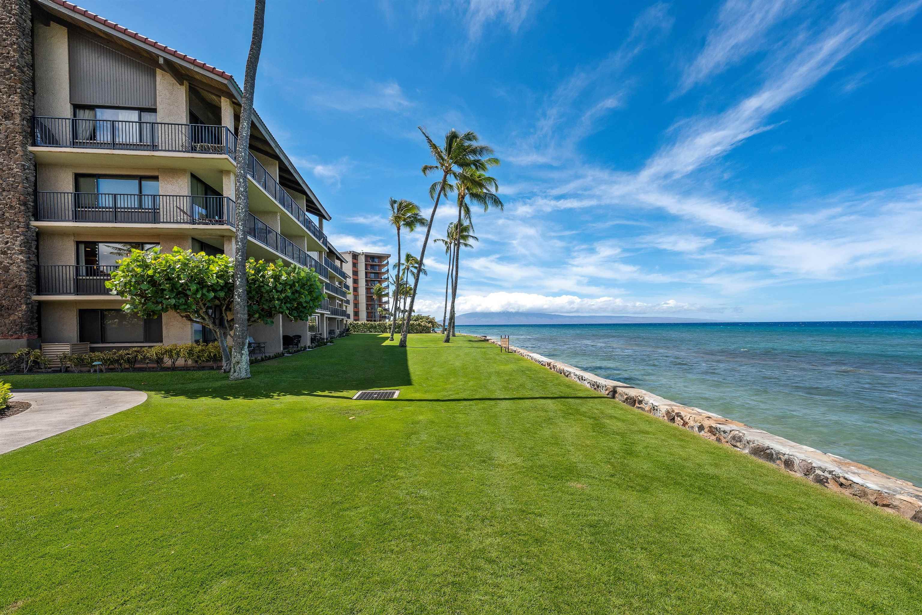 3543 Lower Honoapiilani Rd Unit: E205