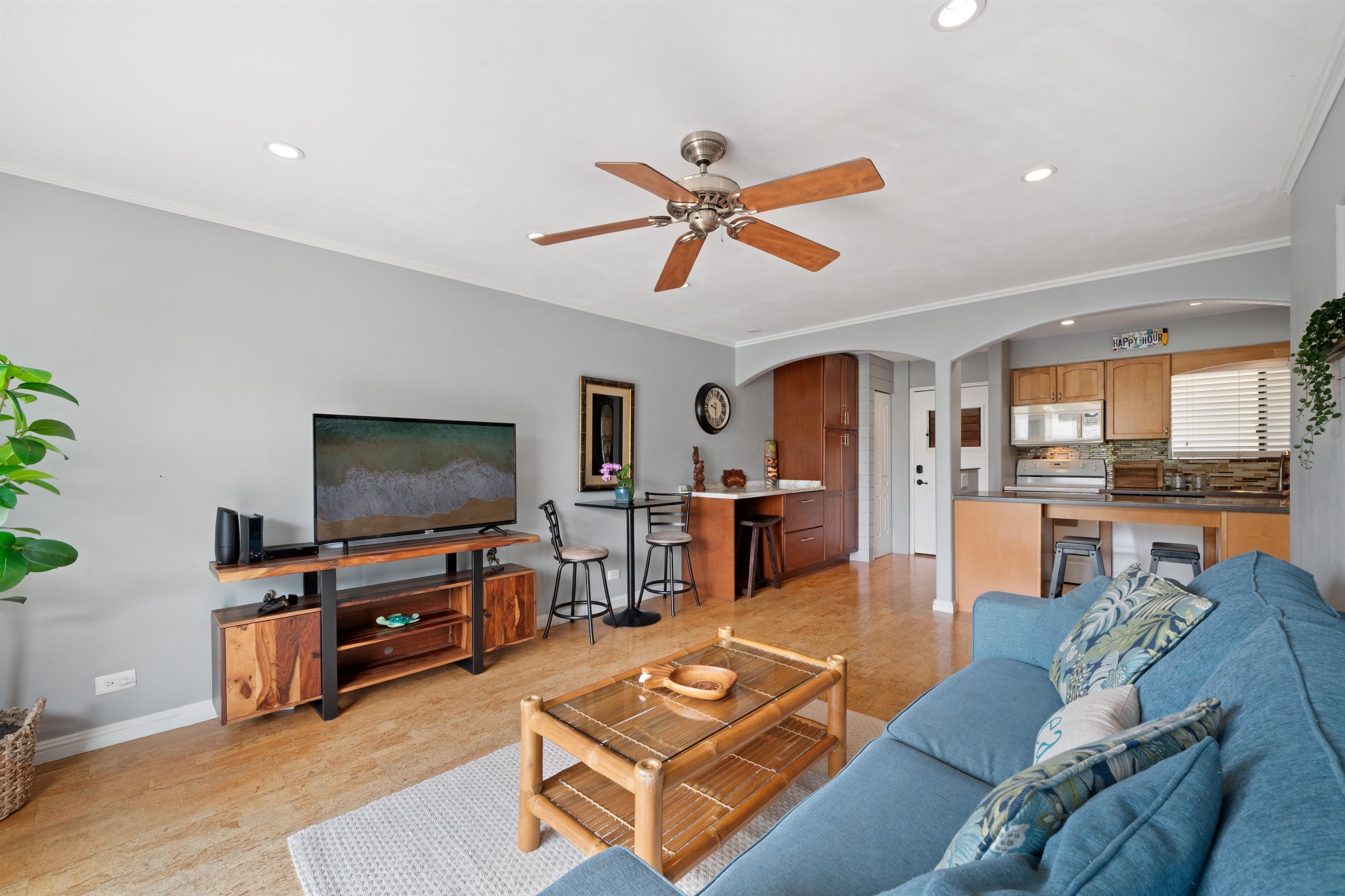 280 HAUOLI St Unit: B10