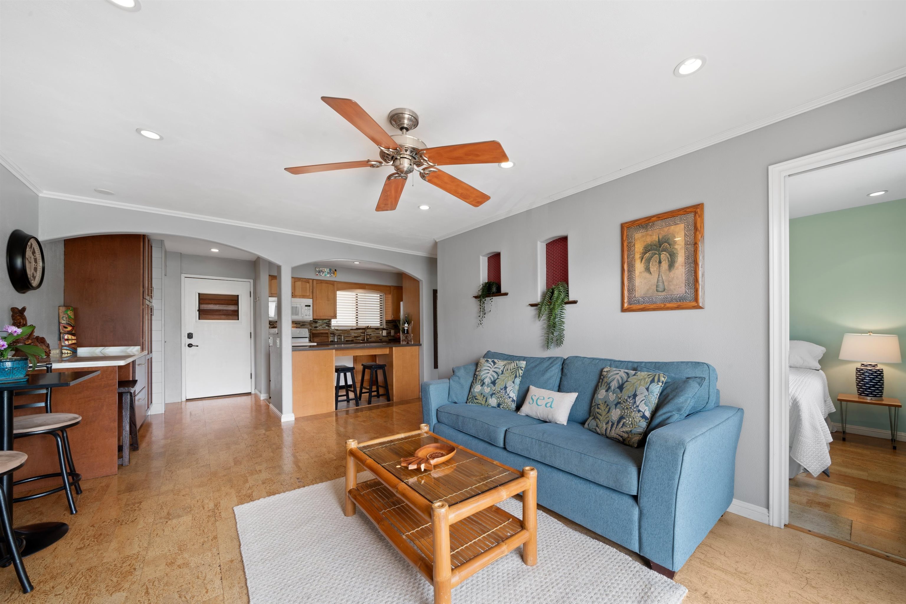 280 HAUOLI St Unit: B10