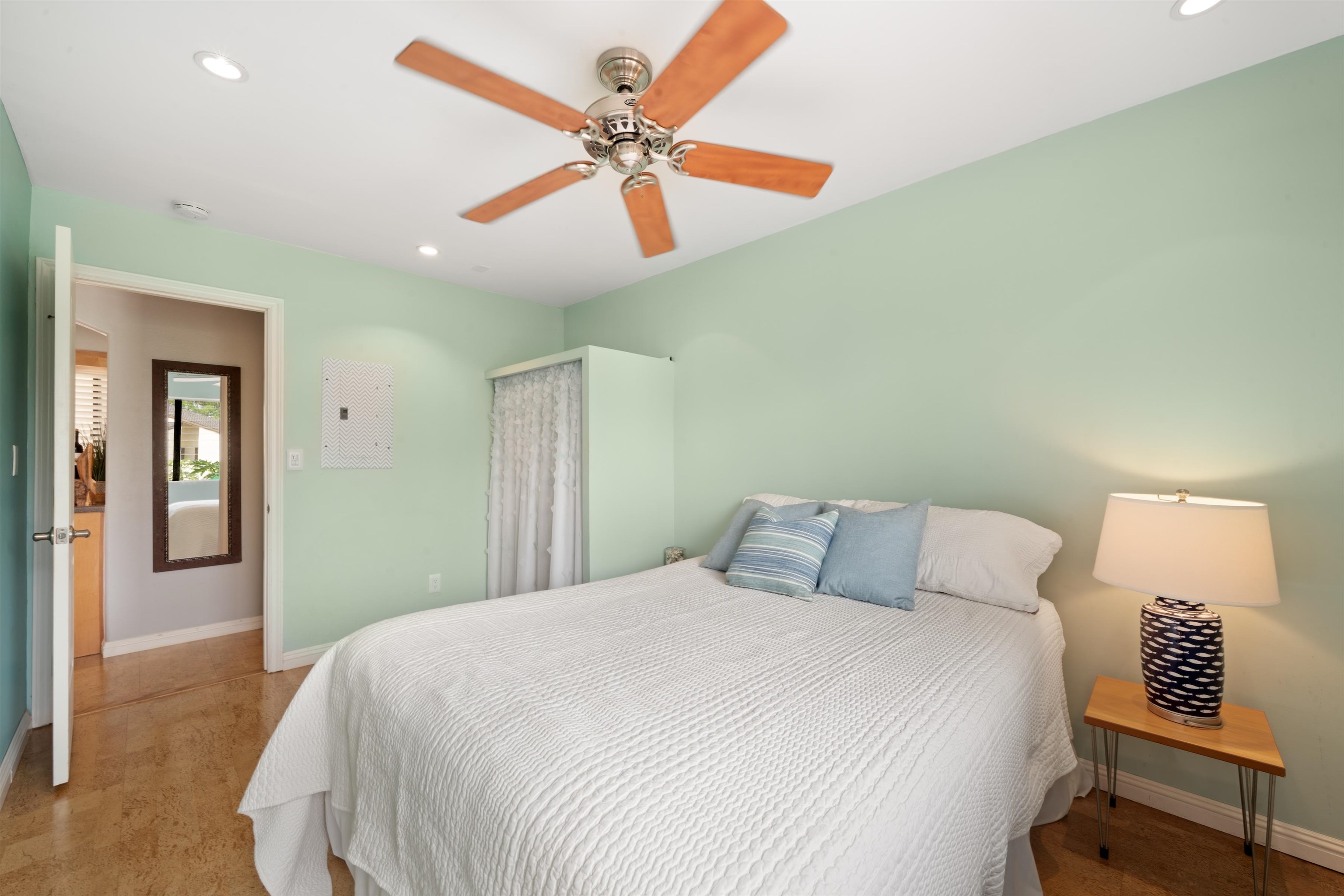 280 HAUOLI St Unit: B10