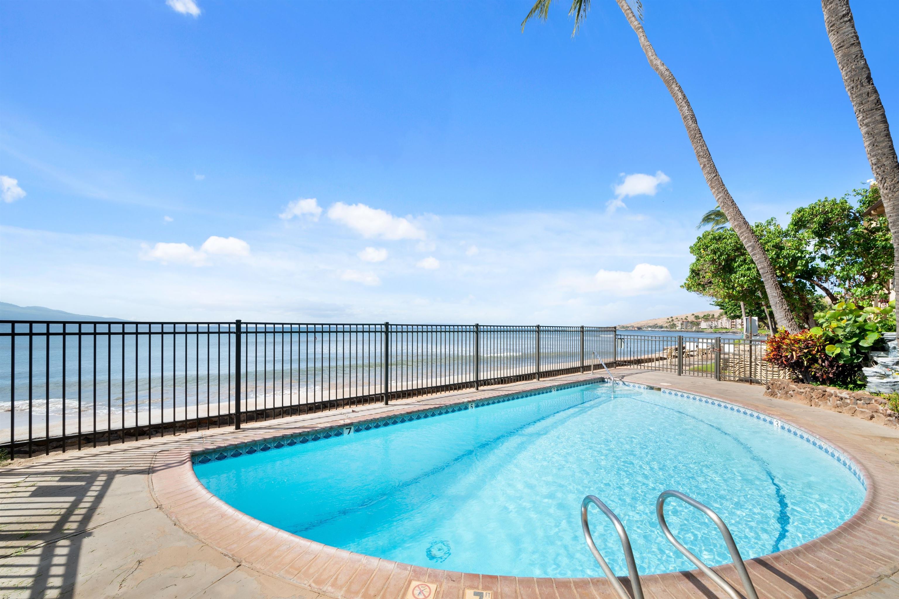 280 HAUOLI St Unit: B10