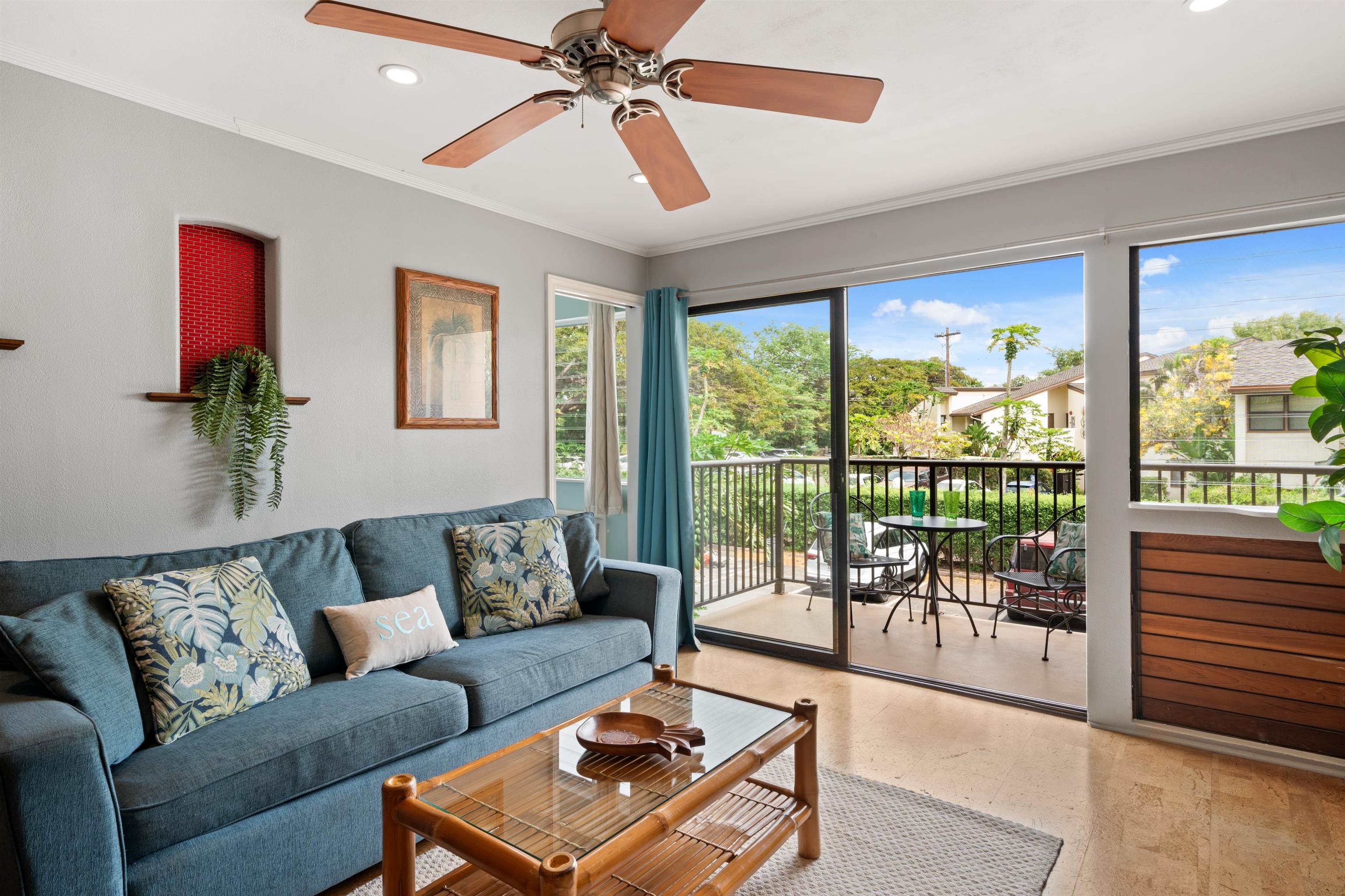 280 HAUOLI St Unit: B10