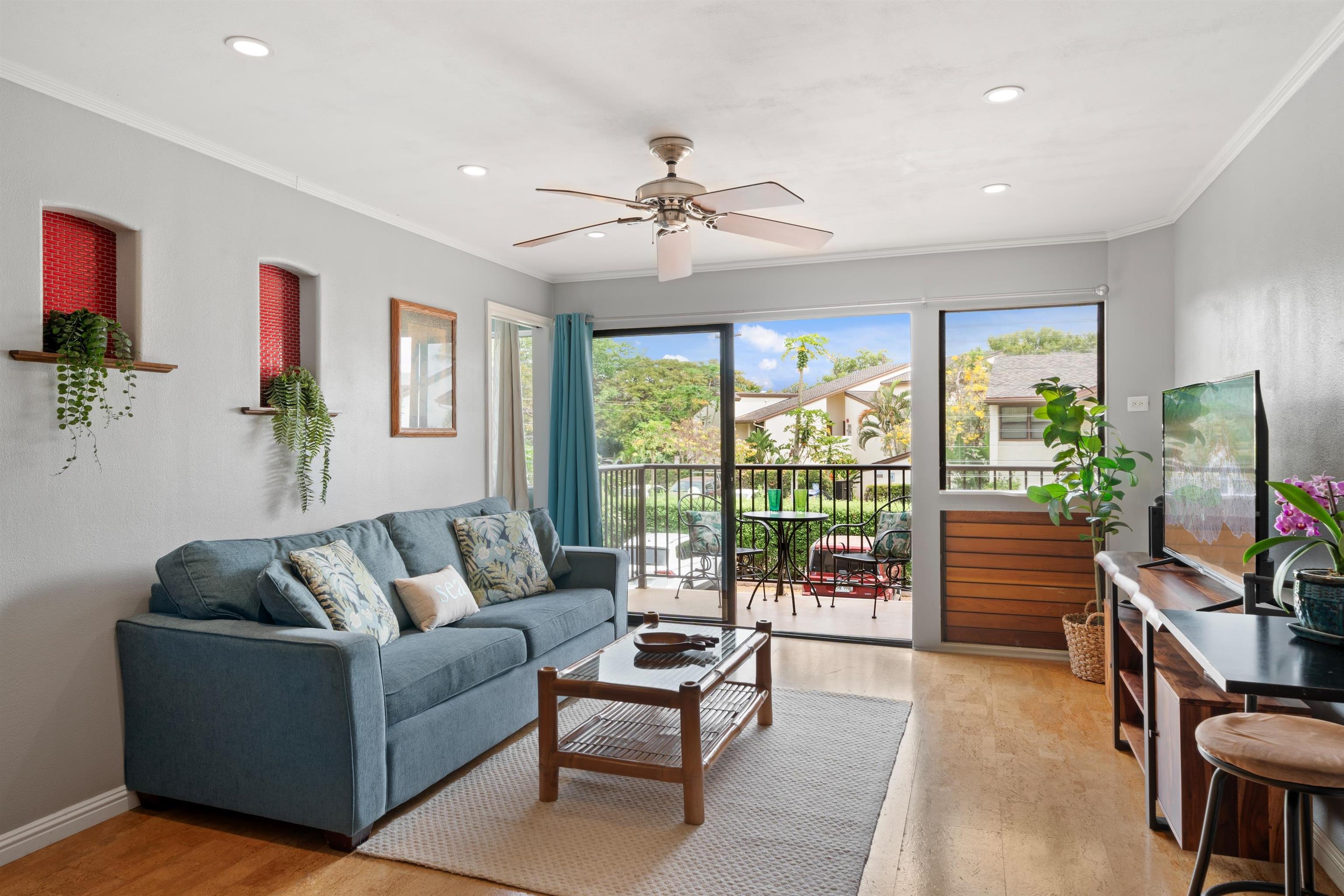 280 HAUOLI St Unit: B10