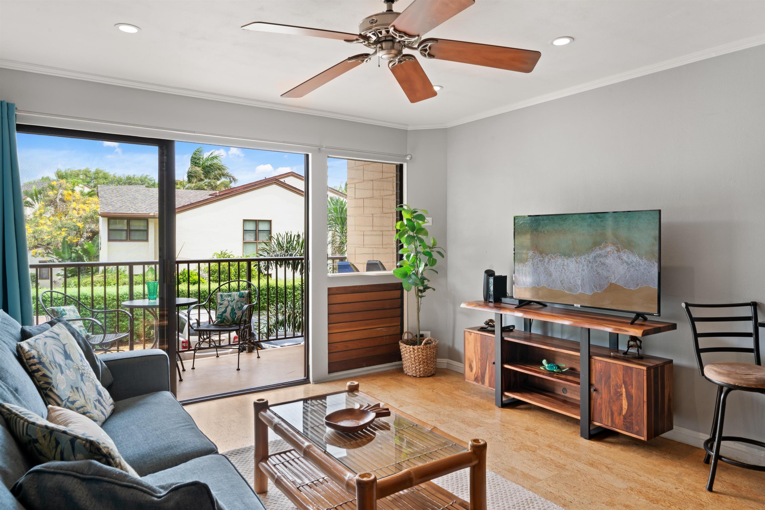 280 HAUOLI St Unit: B10